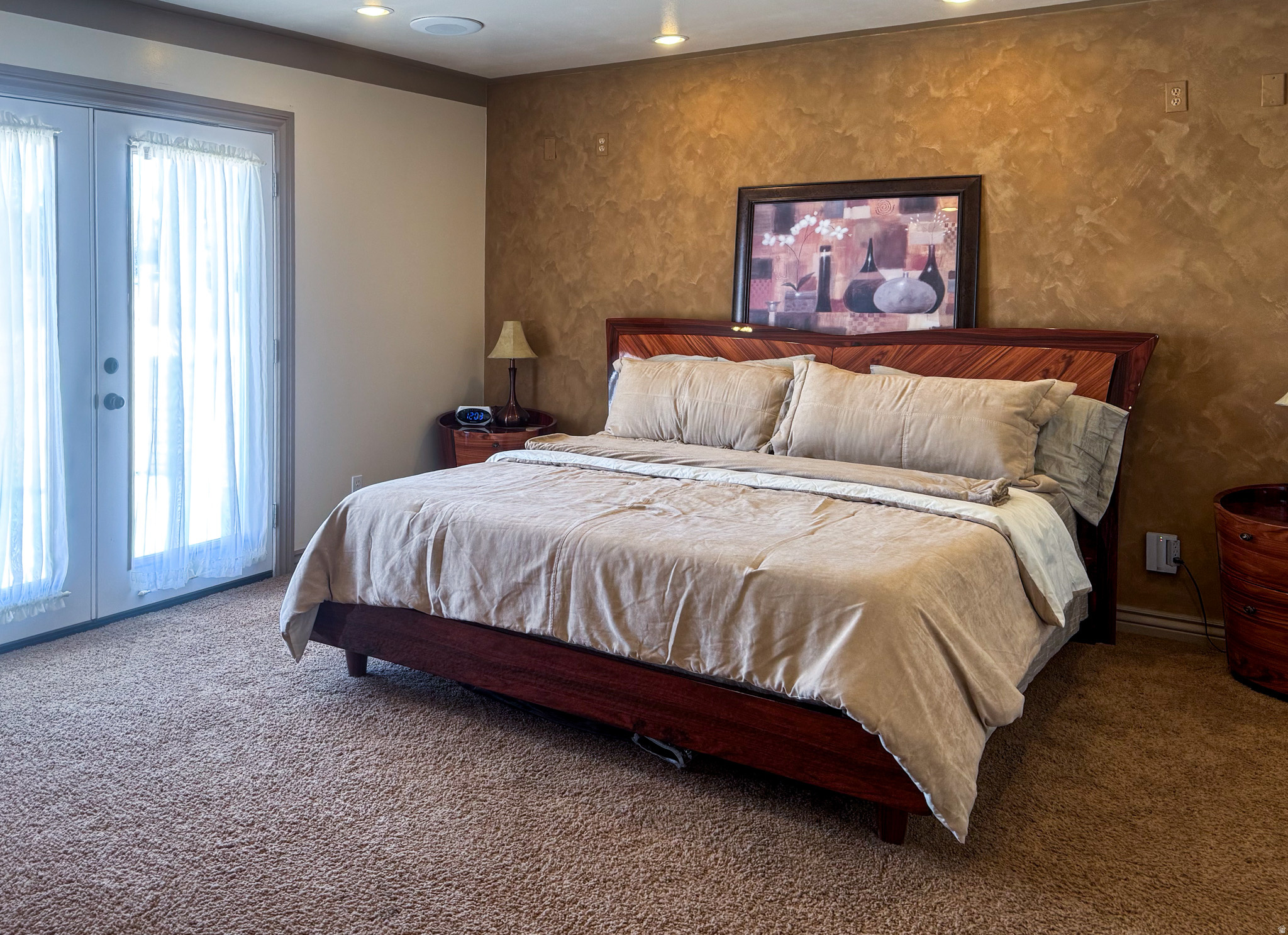 HILLCREST - Residential