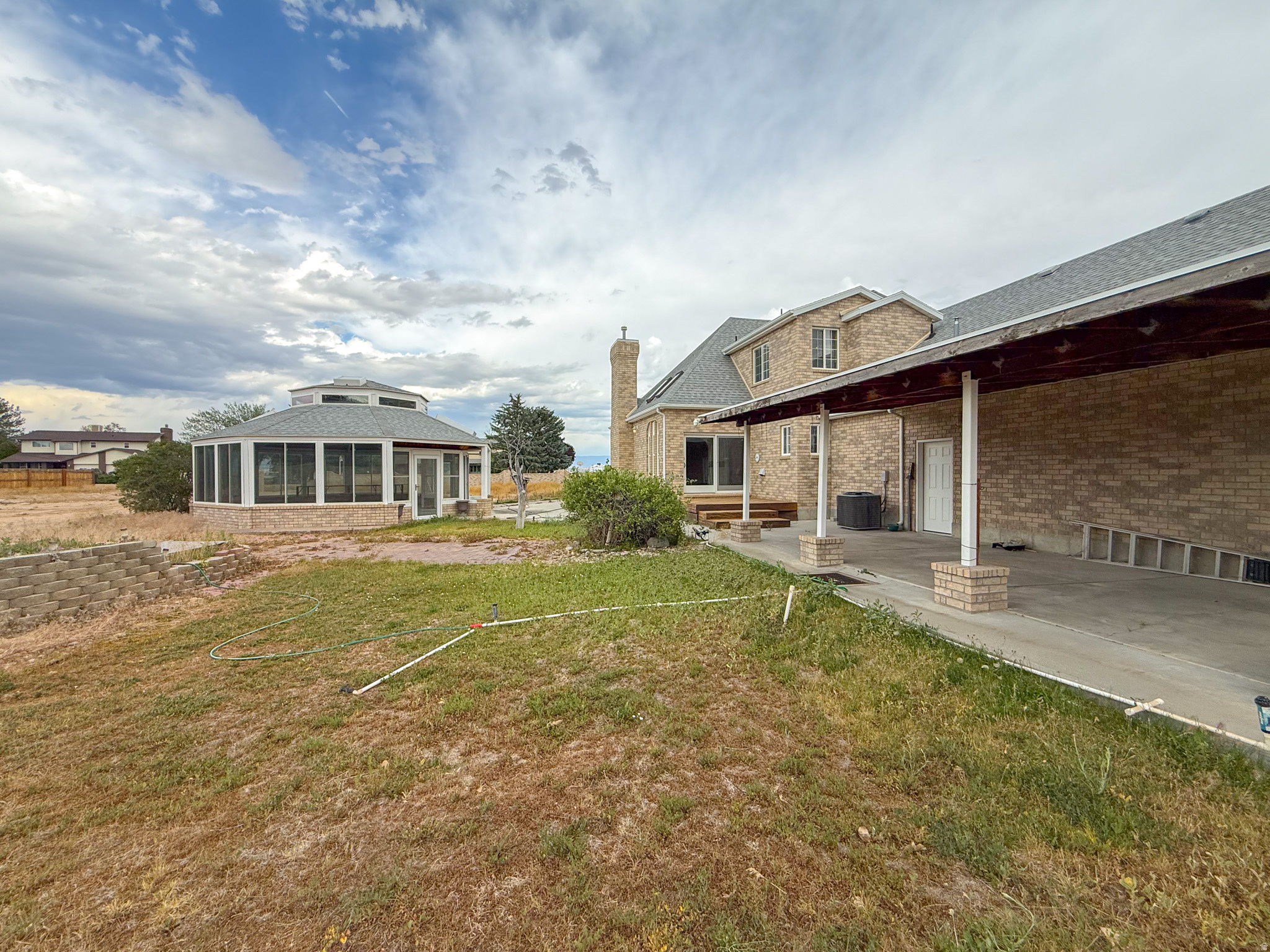 HILLCREST - Residential