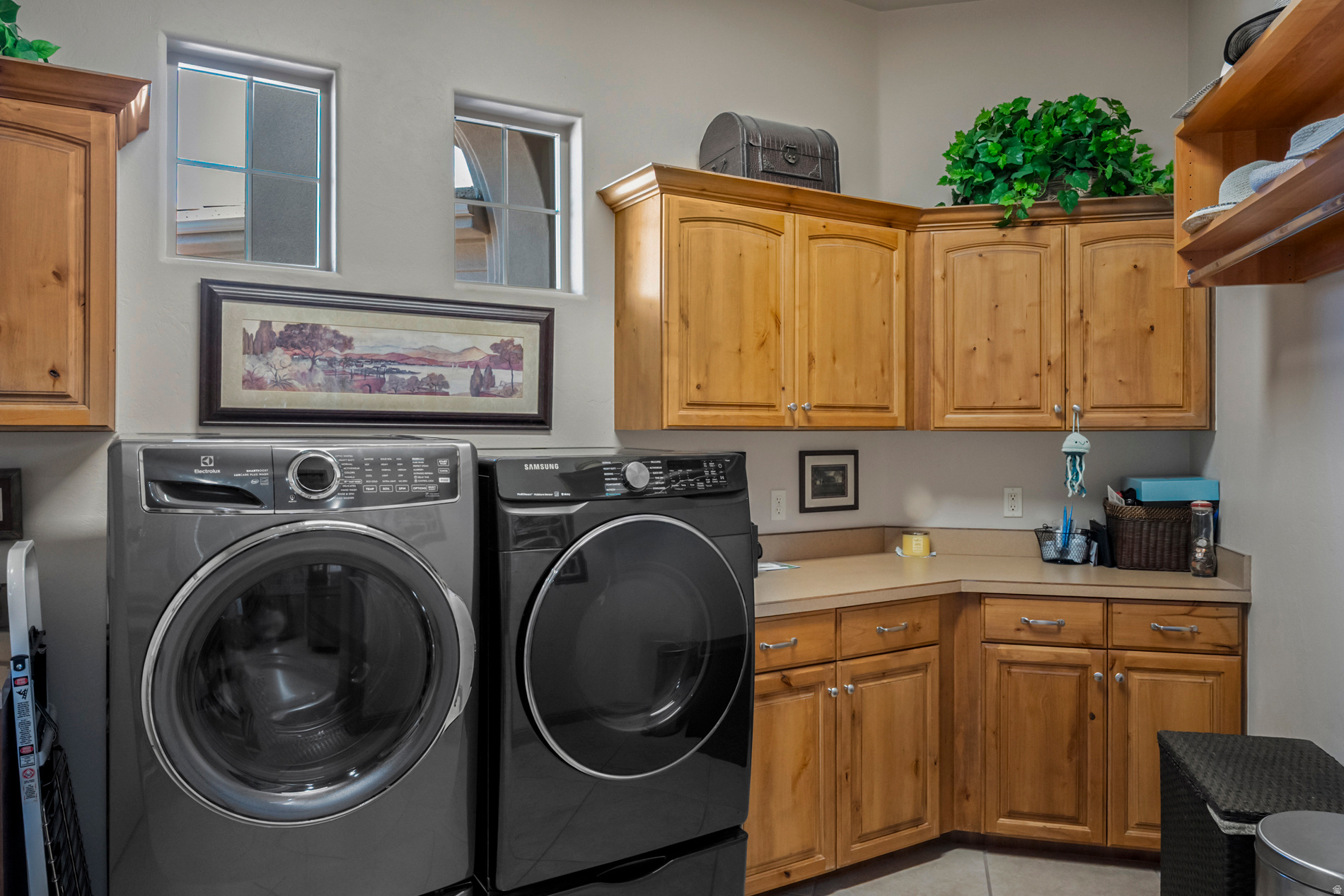 SILVERSTONE AT GREEN SPRINGS - Residential