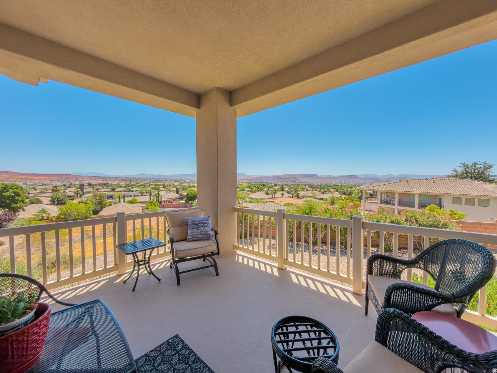 SILVERSTONE AT GREEN SPRINGS - Residential