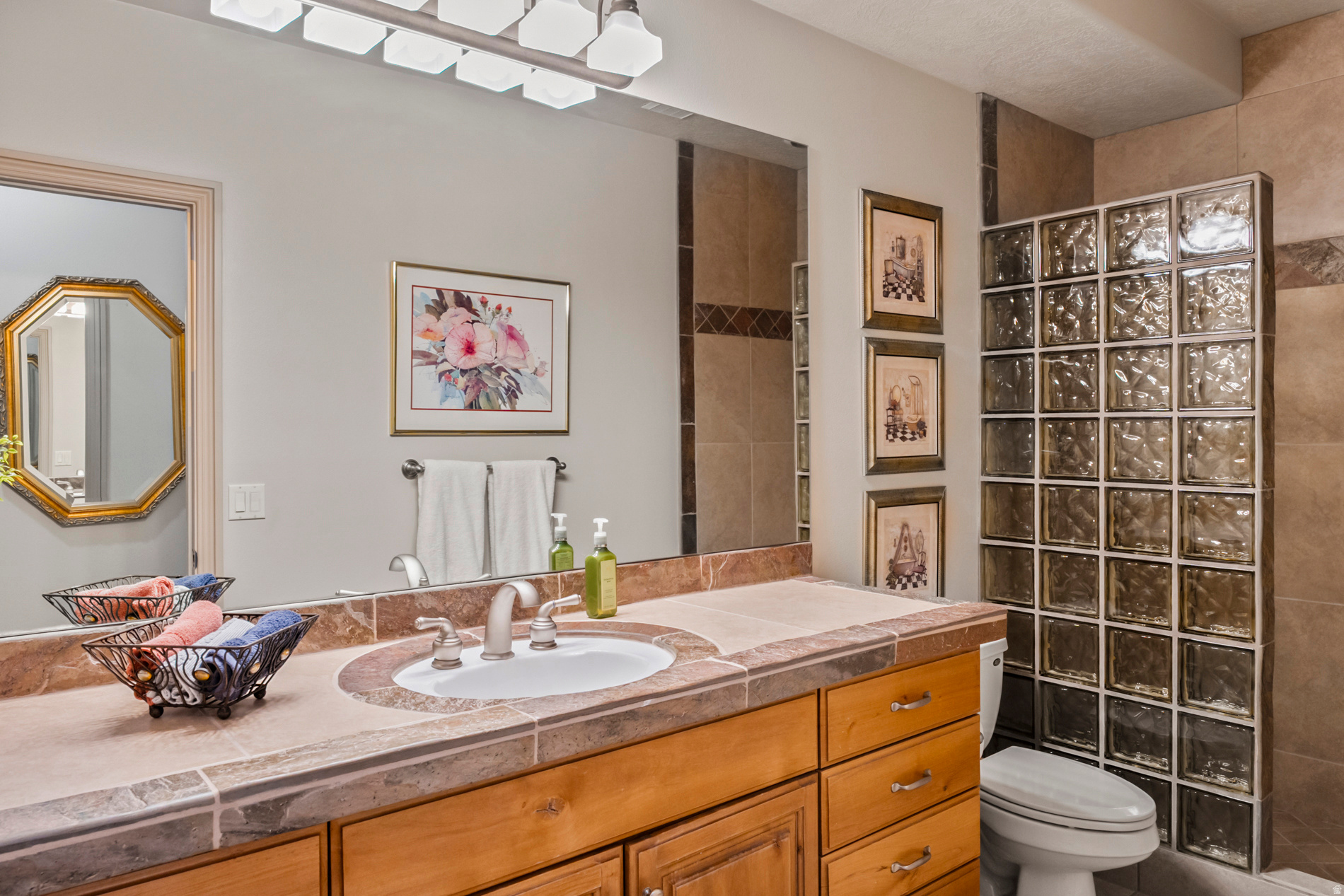 SILVERSTONE AT GREEN SPRINGS - Residential
