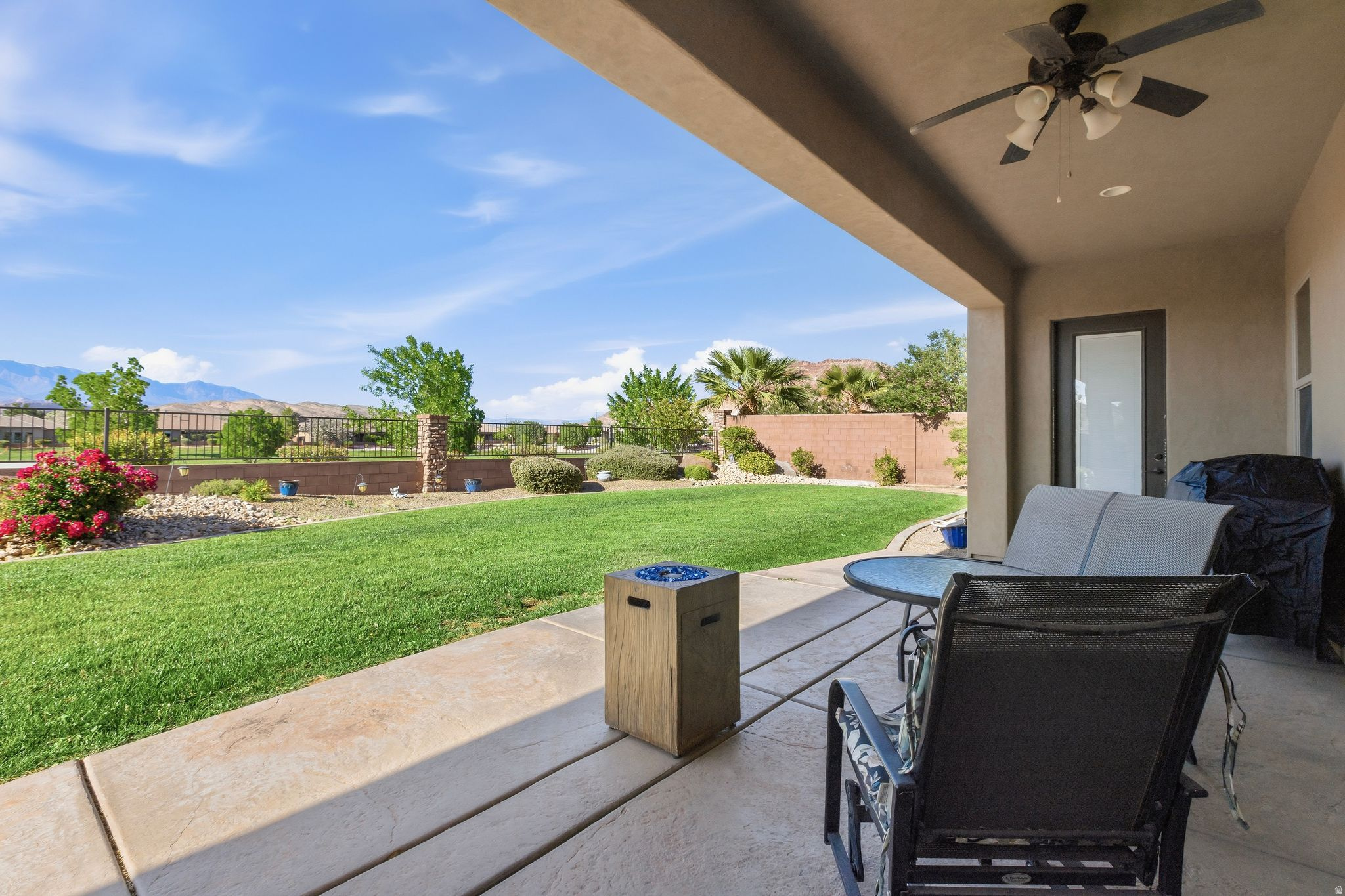 MEADOWS AT STUCKI FARMS - Residential