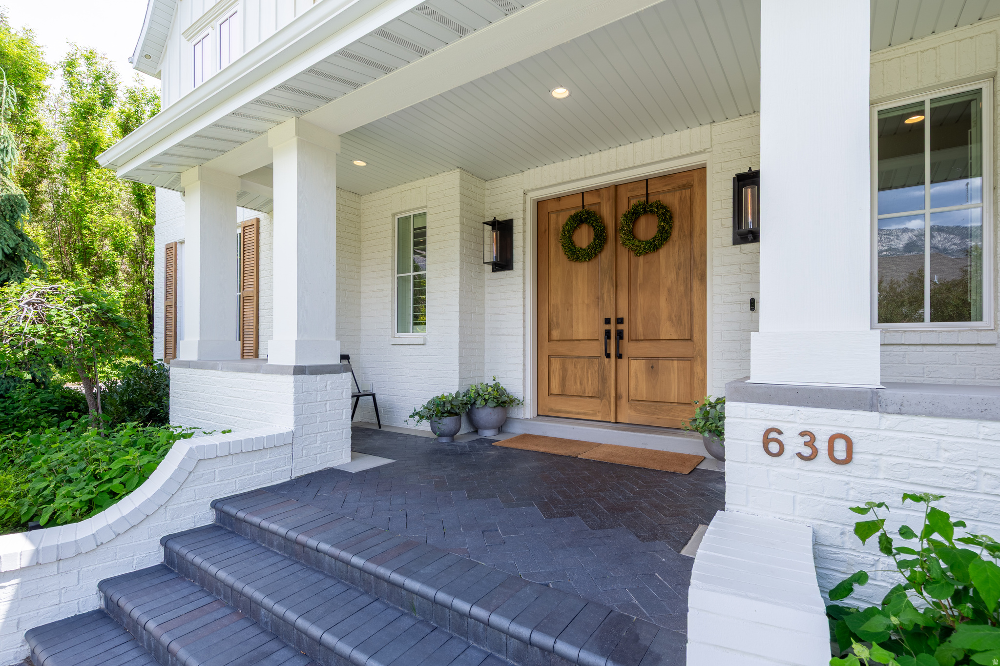 APPLEWOOD ACRES - Residential