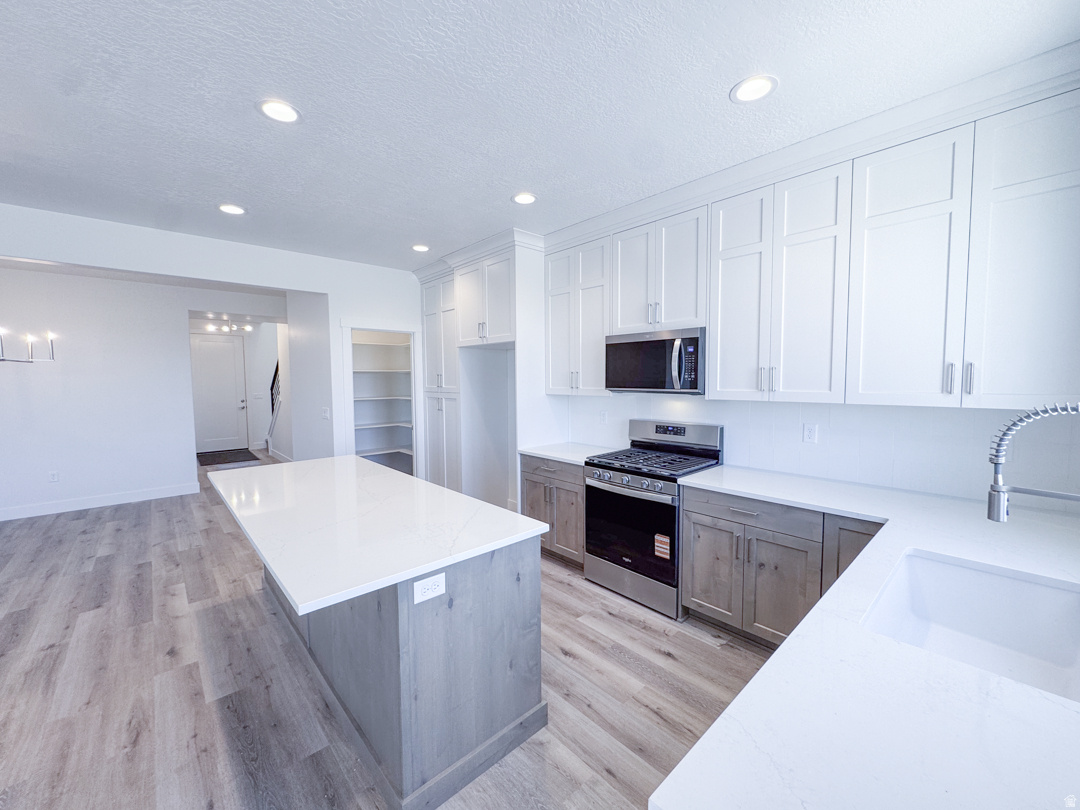 CREEKSIDE AT JDC RANCH - Residential