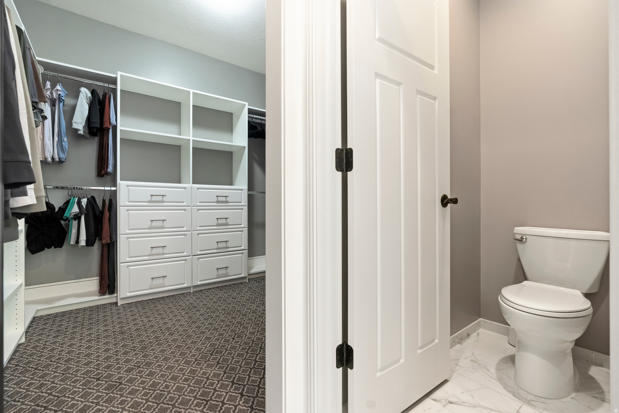 RIVER OAKS ESTATES - Residential