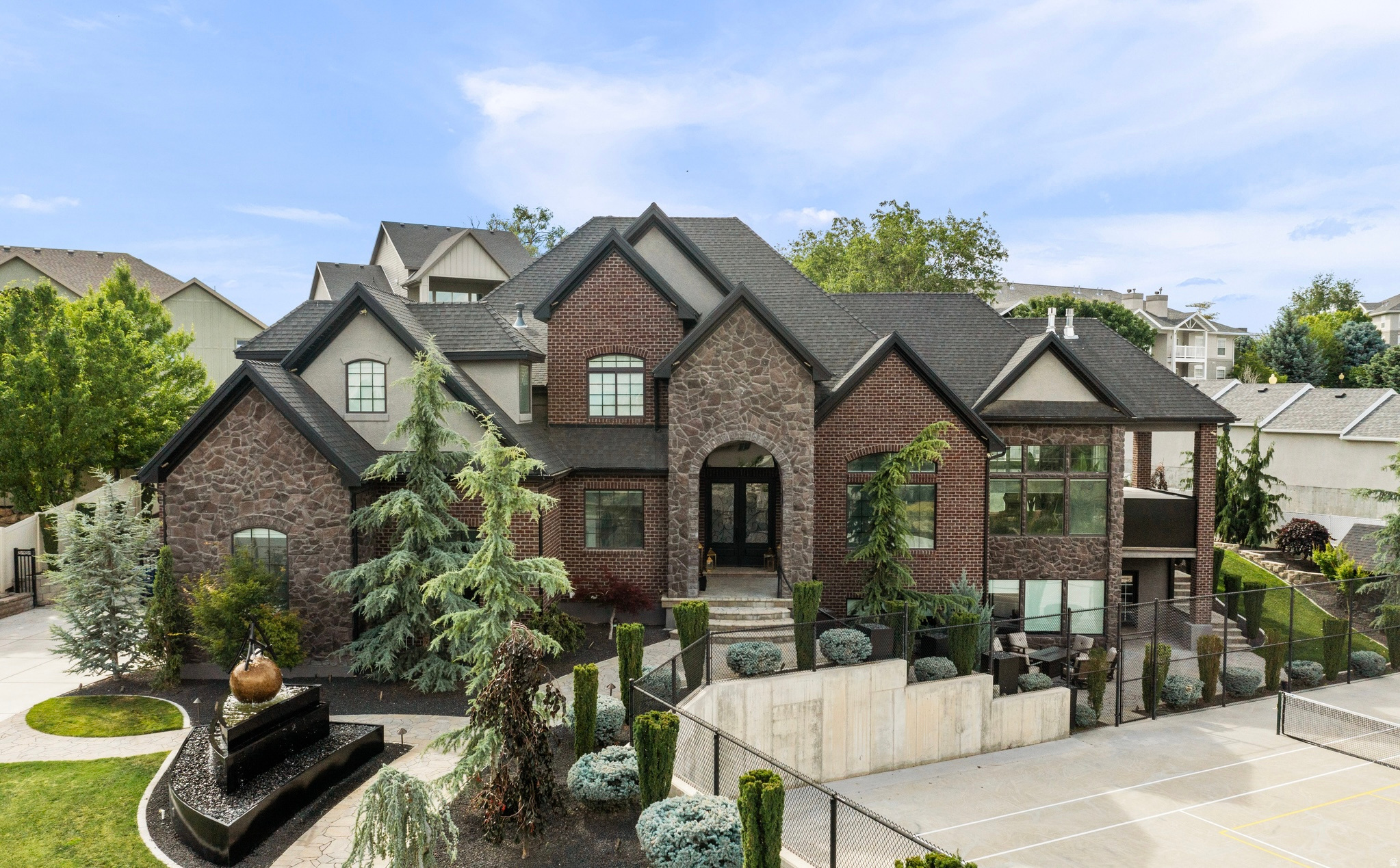 RIVER OAKS ESTATES - Residential