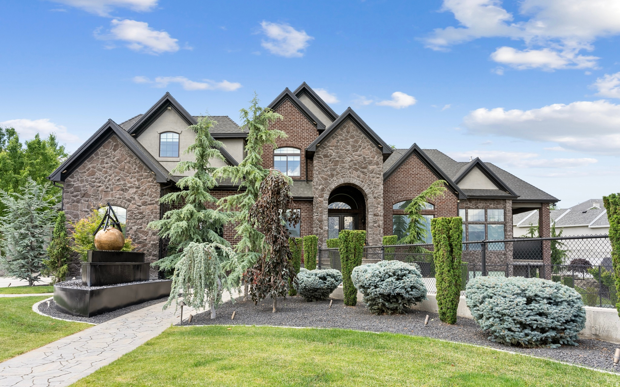 RIVER OAKS ESTATES - Residential