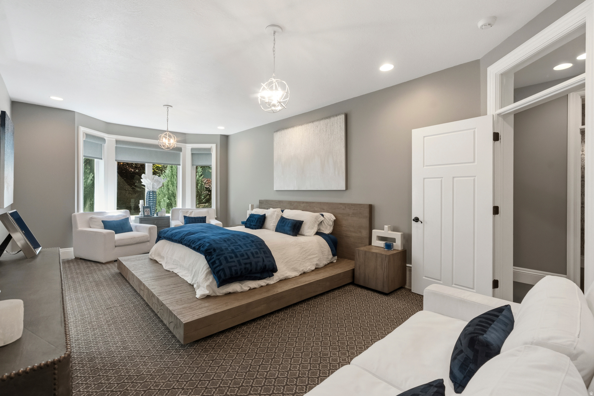 RIVER OAKS ESTATES - Residential