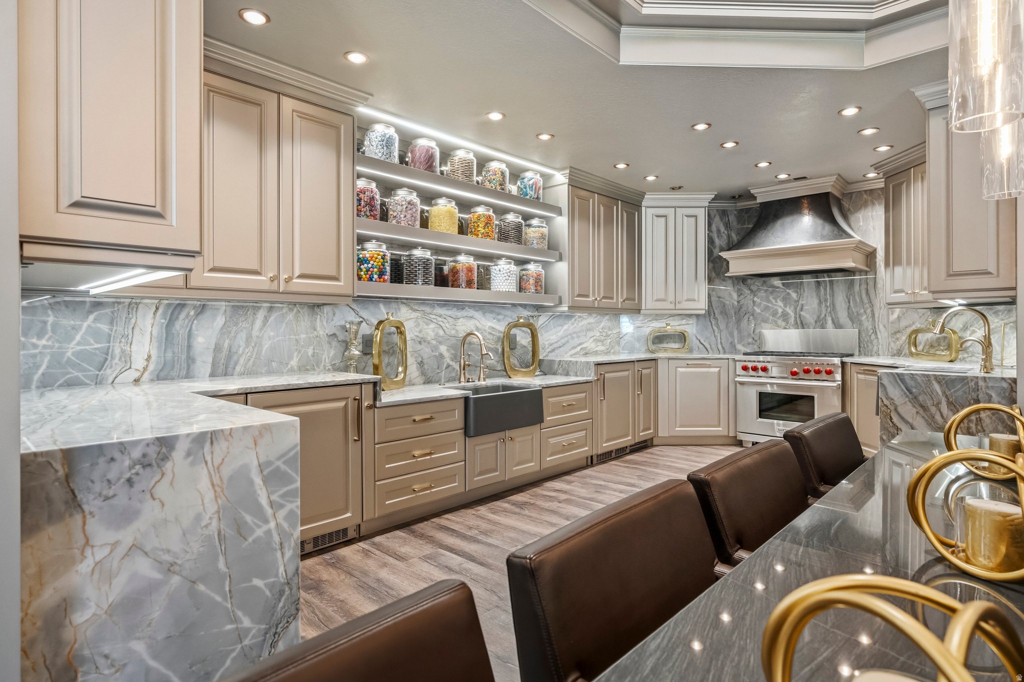 RIVER OAKS ESTATES - Residential