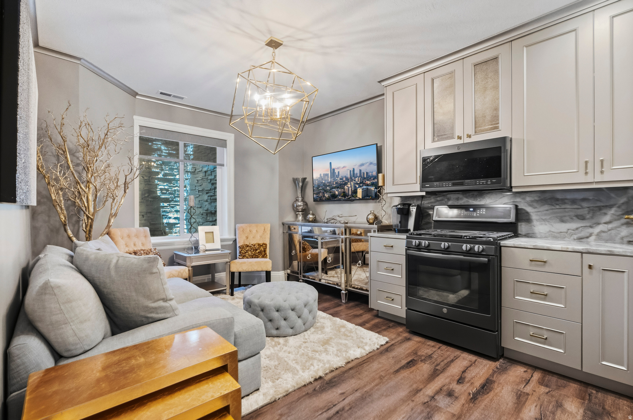 RIVER OAKS ESTATES - Residential