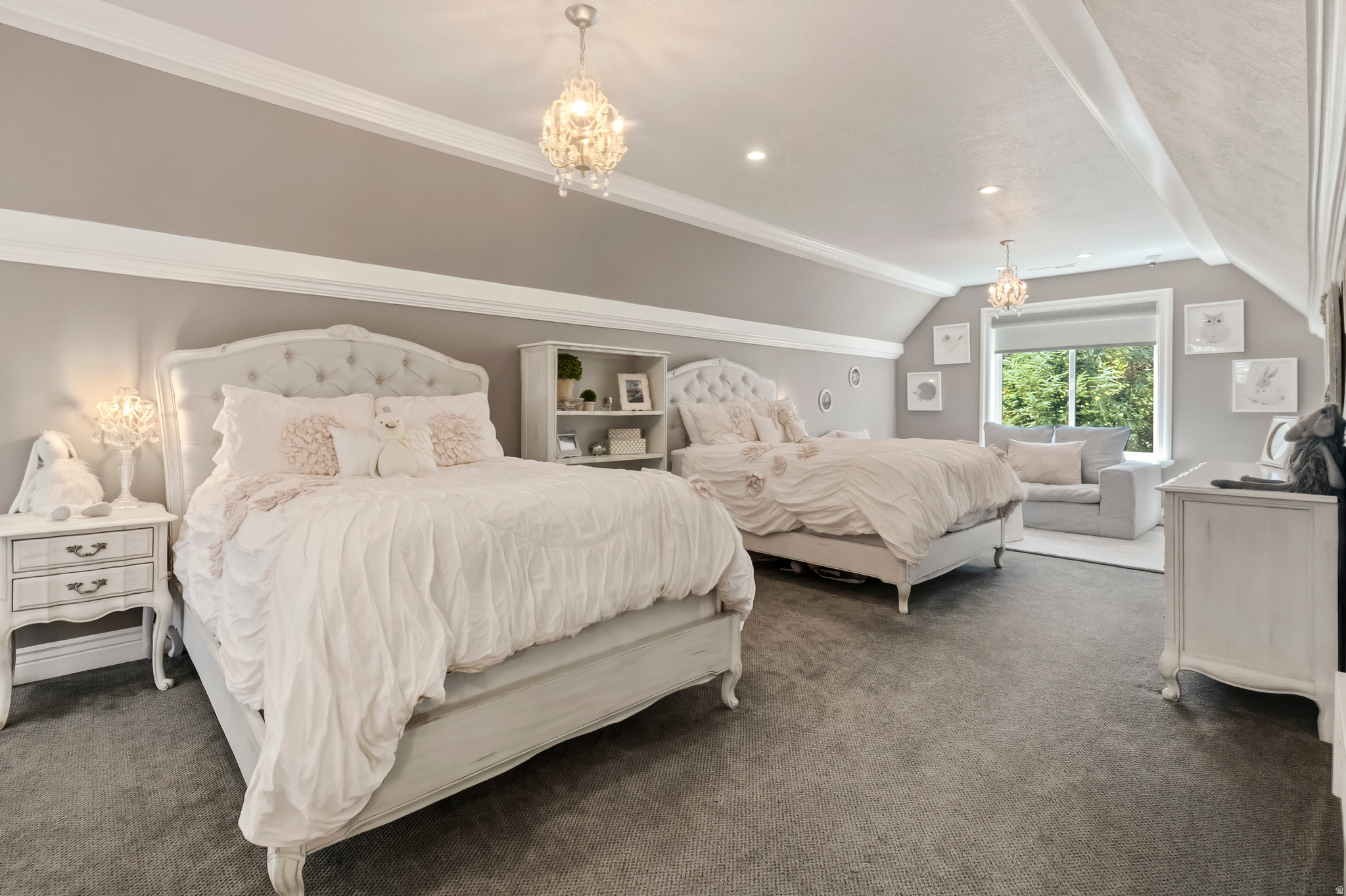 RIVER OAKS ESTATES - Residential