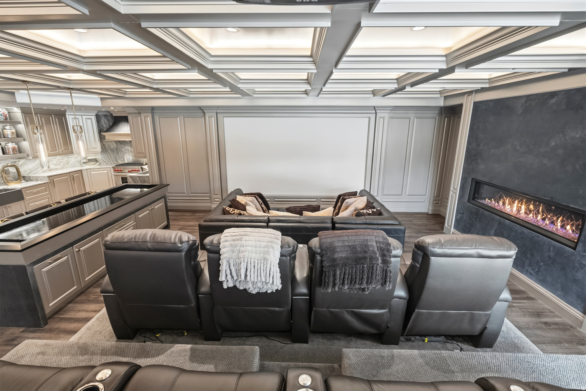 RIVER OAKS ESTATES - Residential