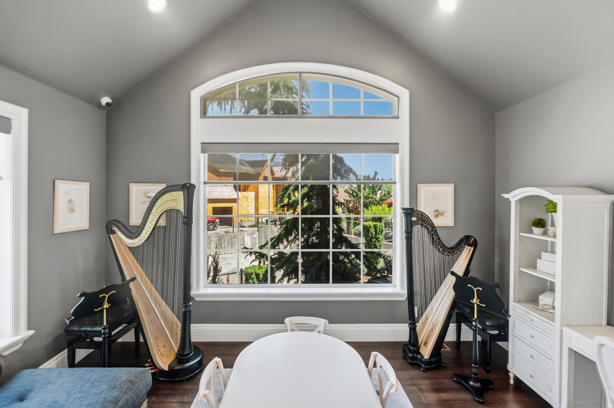 RIVER OAKS ESTATES - Residential