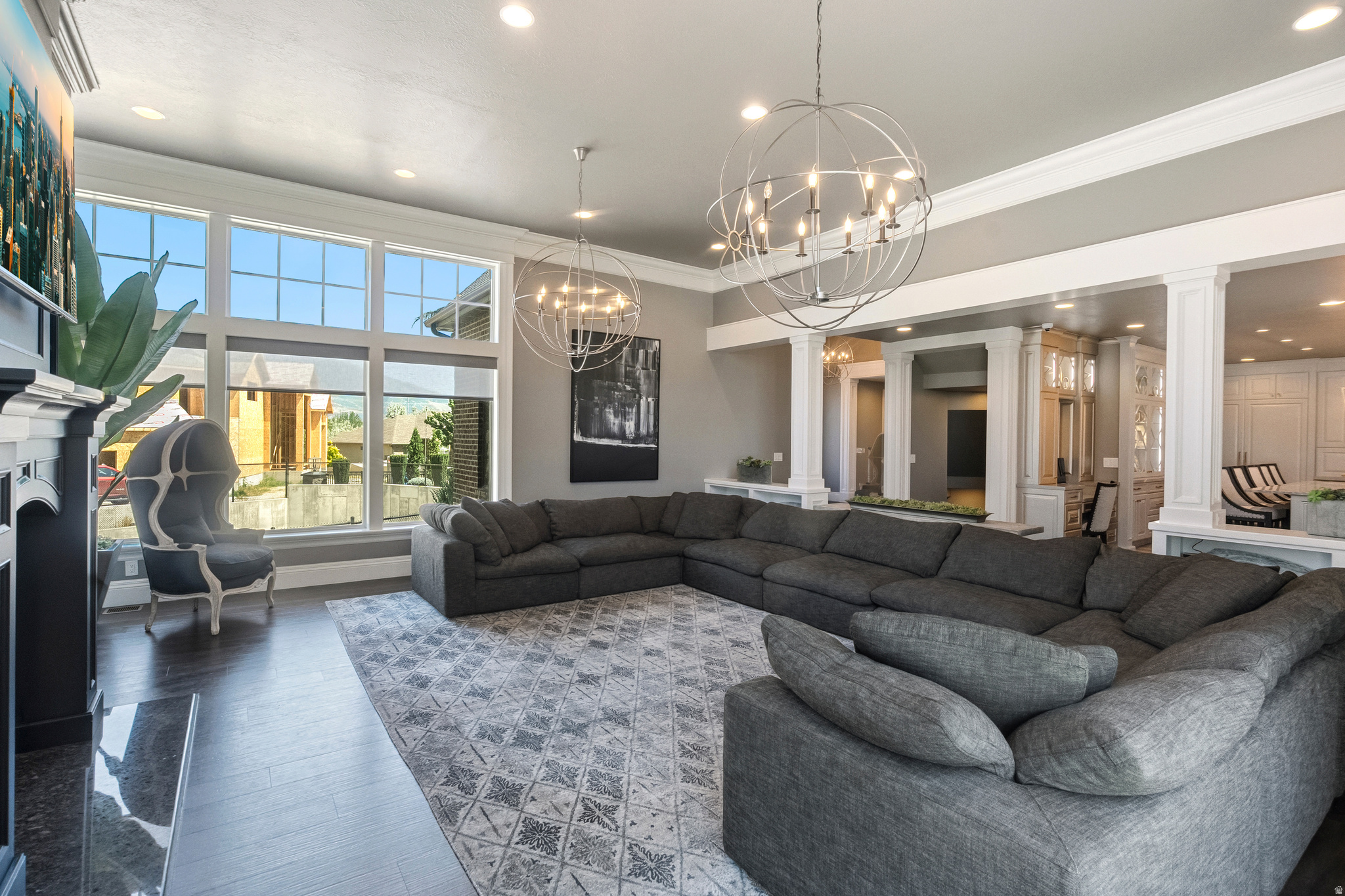 RIVER OAKS ESTATES - Residential