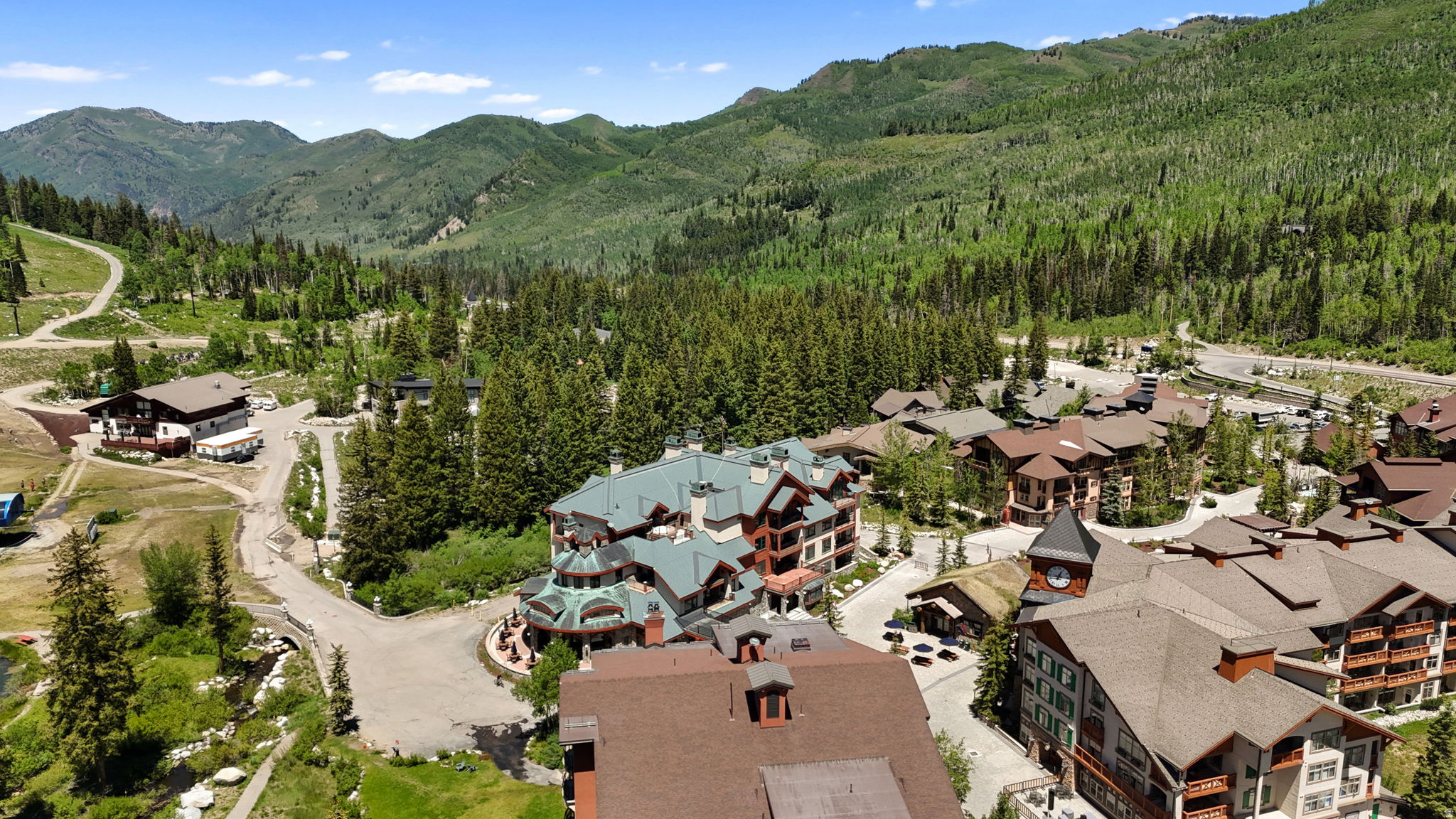 CREEKSIDE - Residential