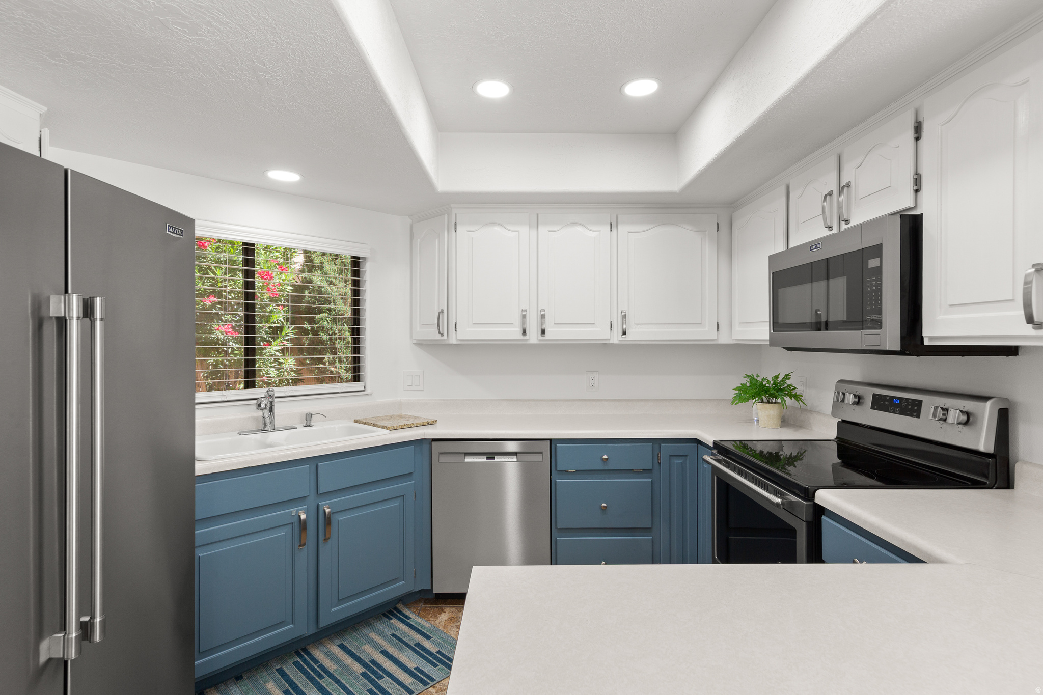 WILLOW RUN RESORT - Residential