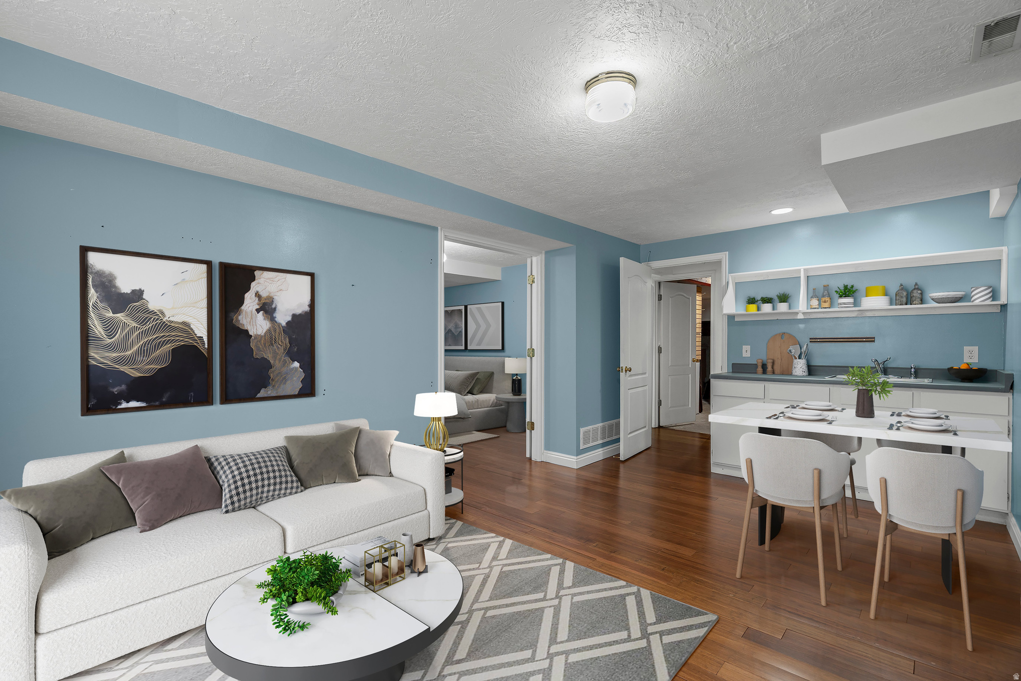 COUNTRY COTTAGES - Residential