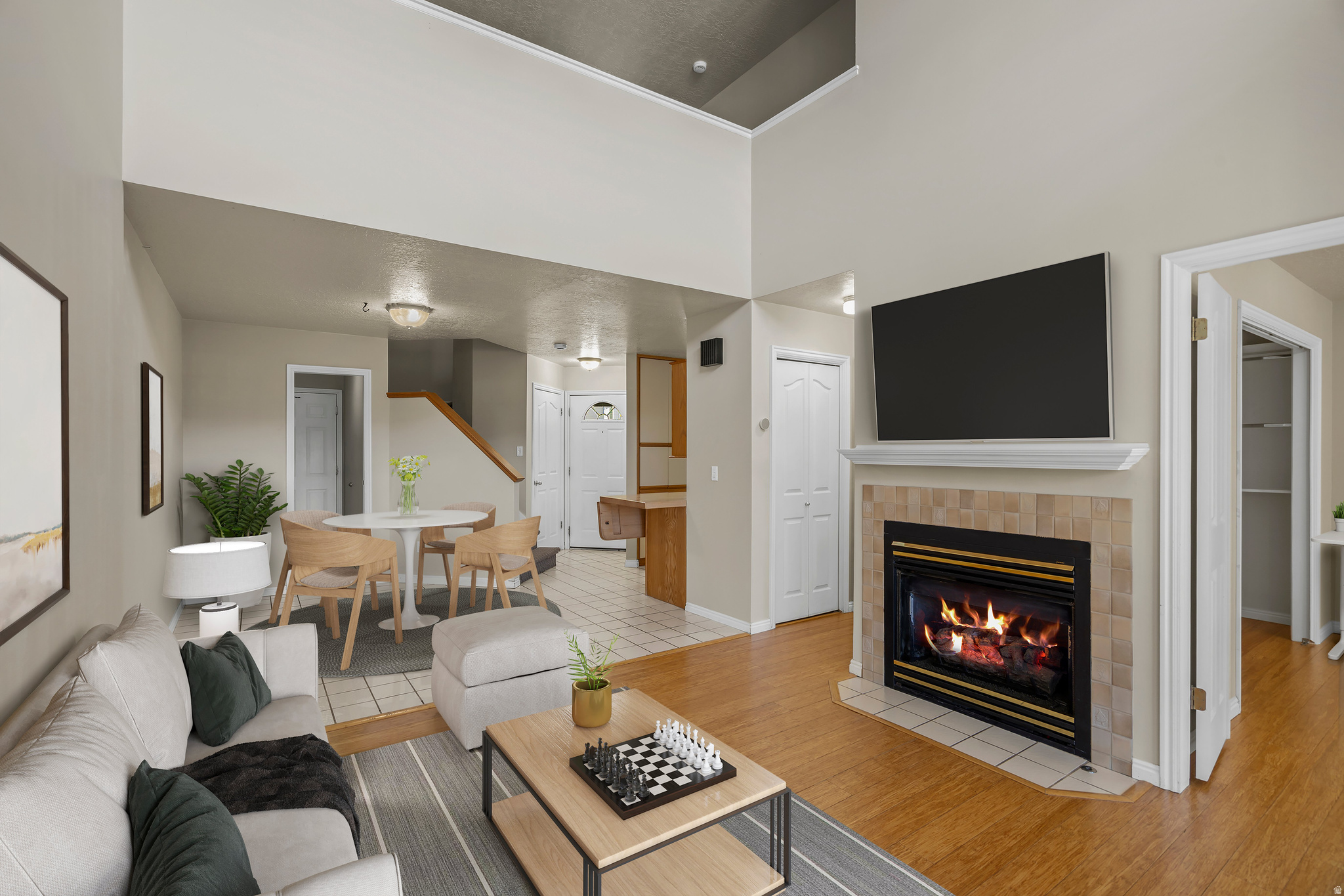 COUNTRY COTTAGES - Residential