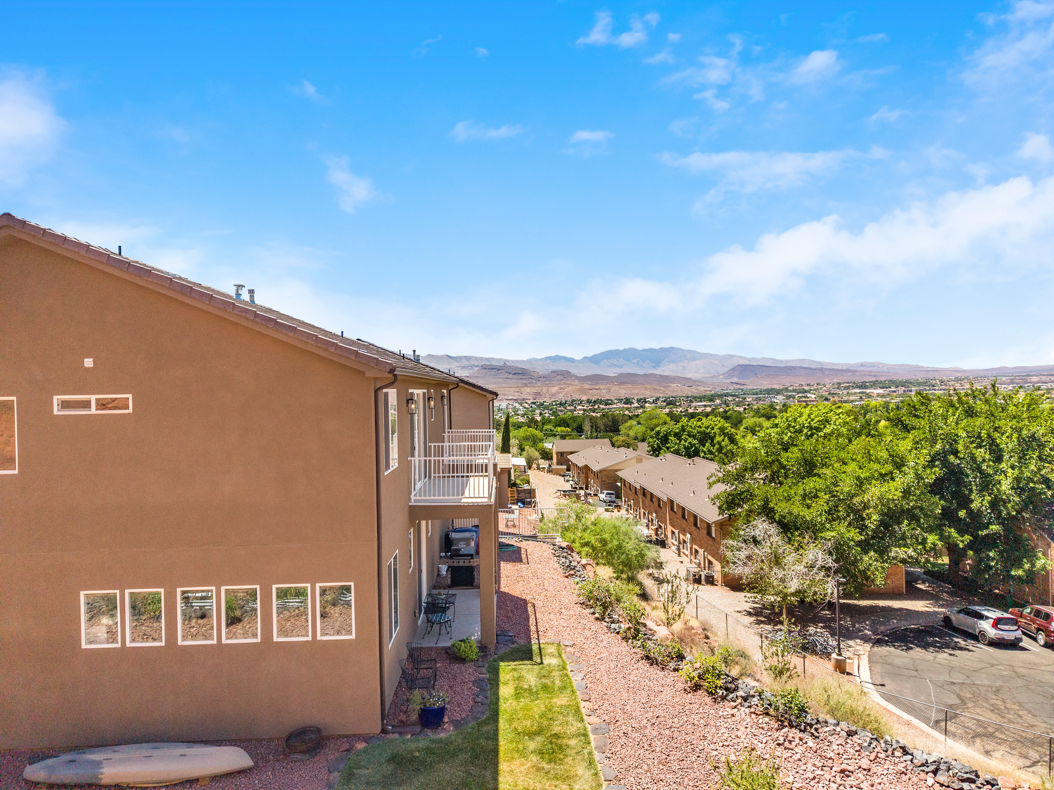 STONE POINT TH 1 - Residential
