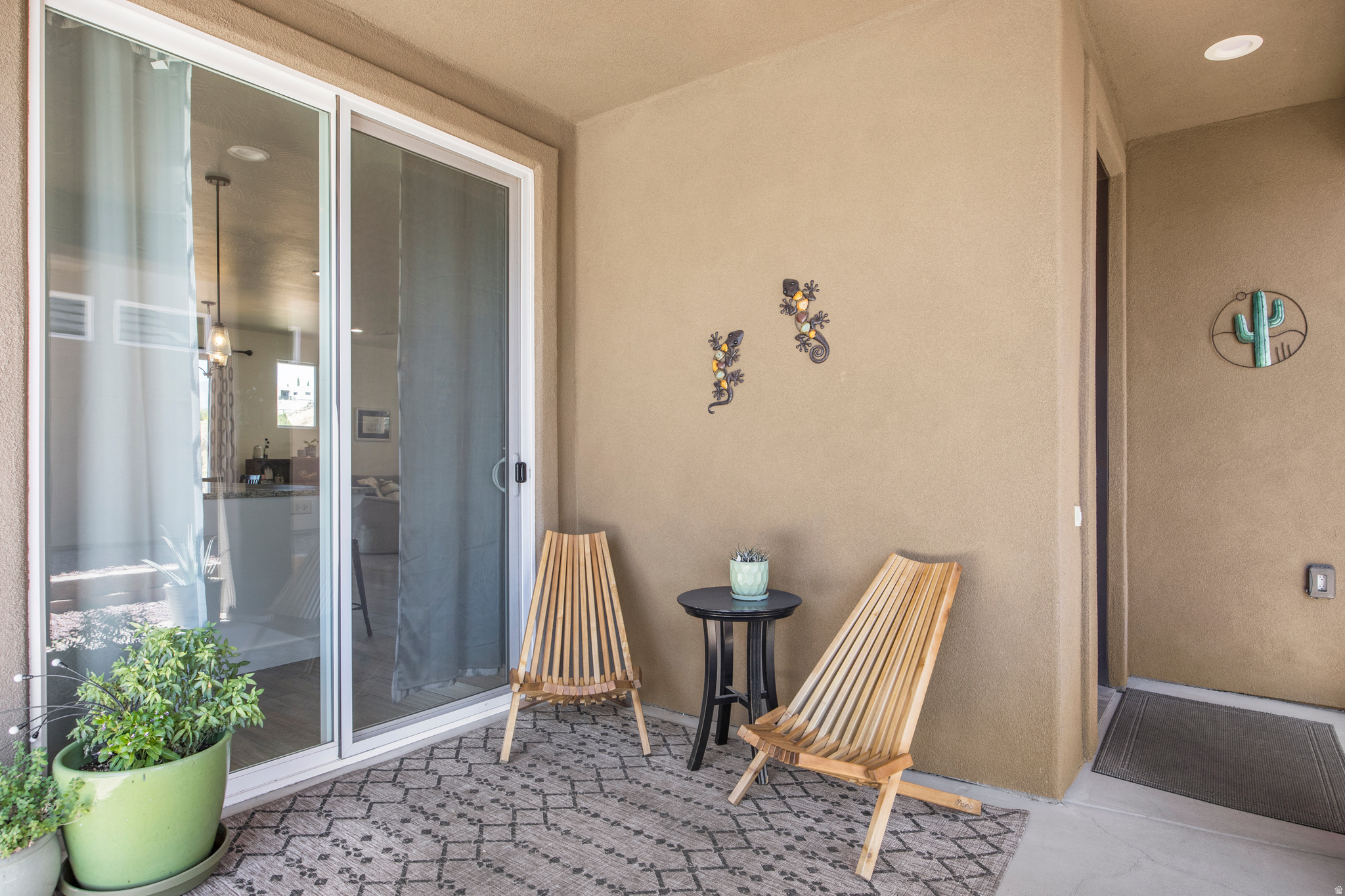 STONE POINT TH 1 - Residential