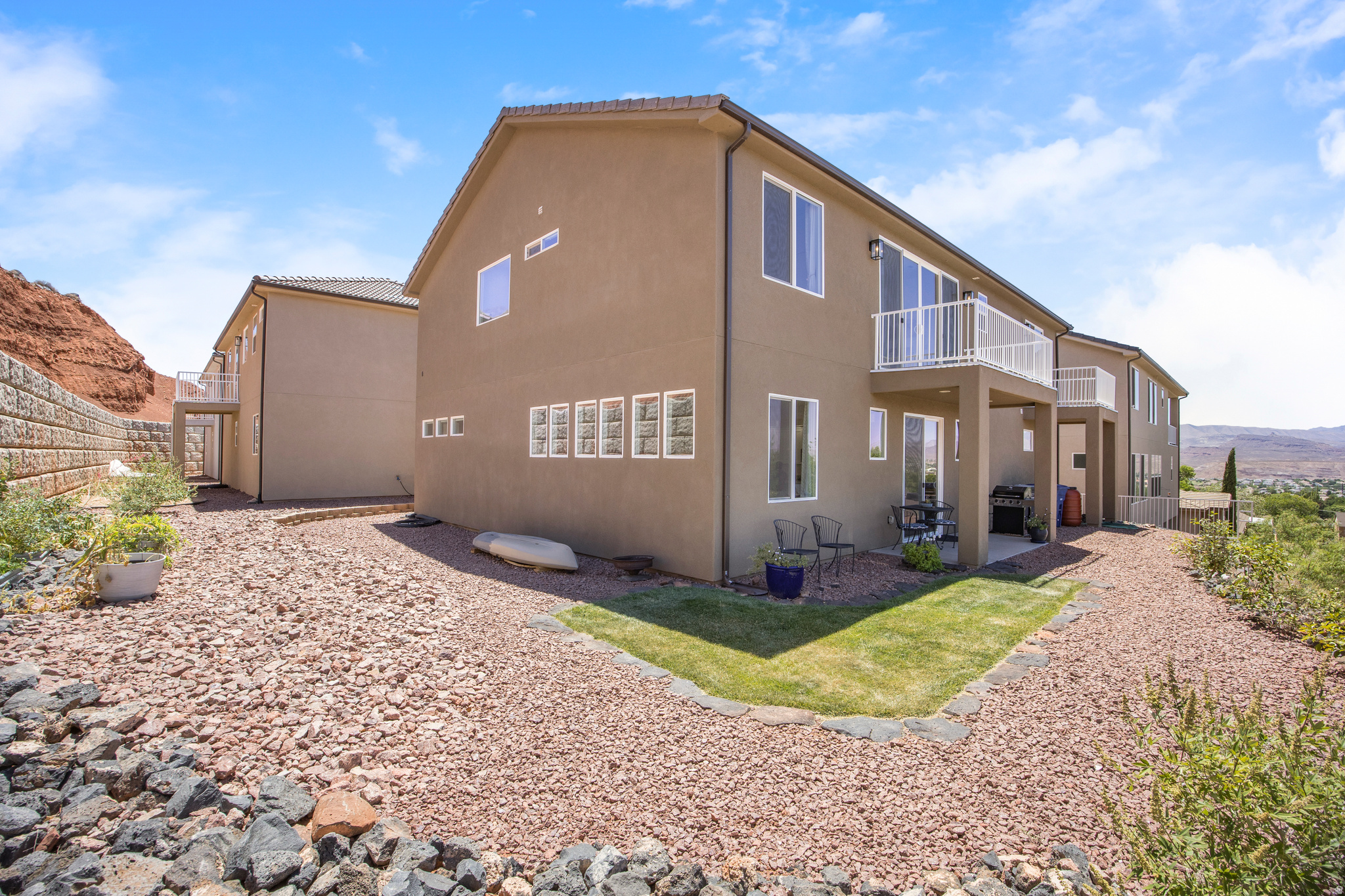 STONE POINT TH 1 - Residential