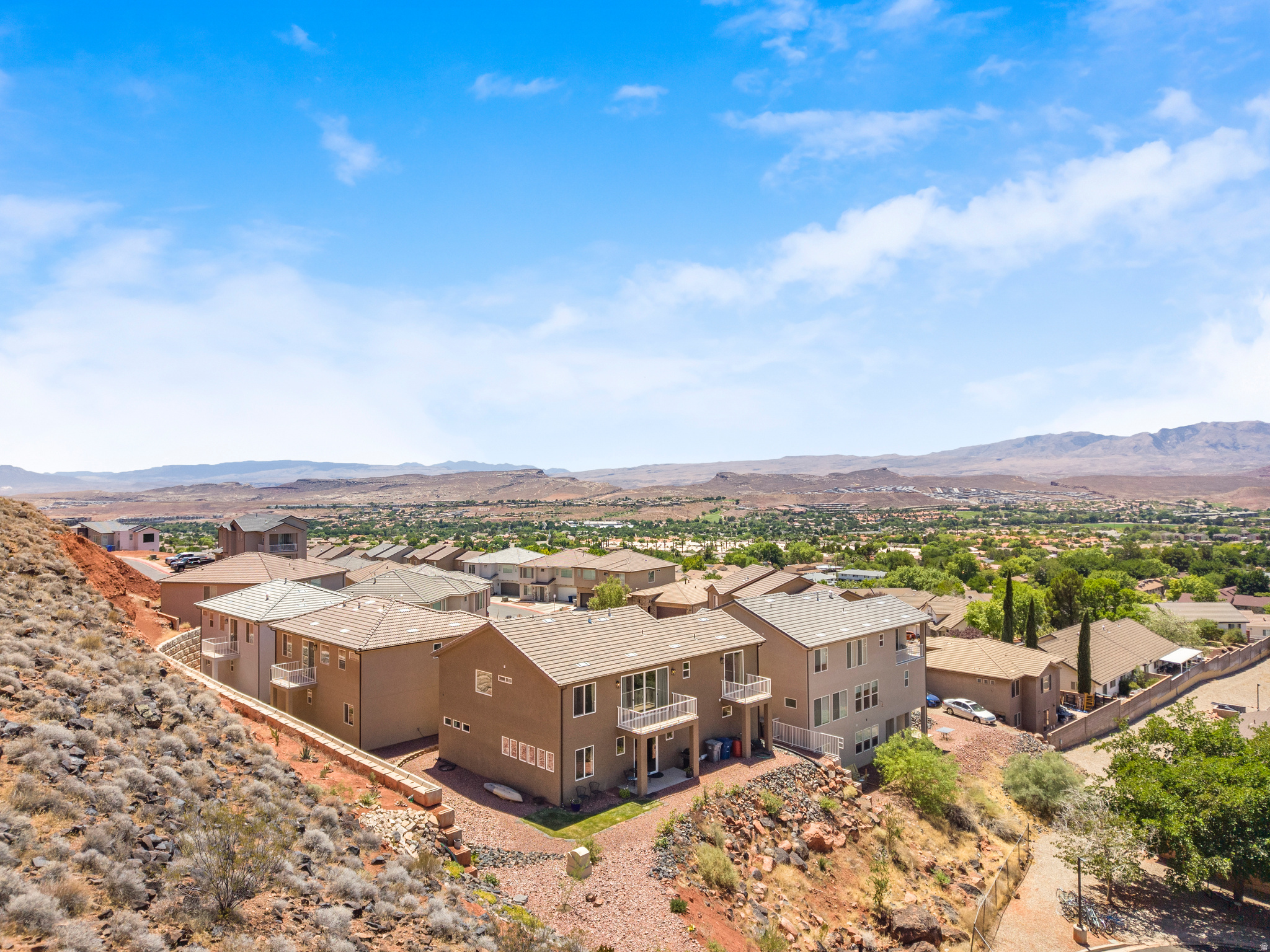 STONE POINT TH 1 - Residential