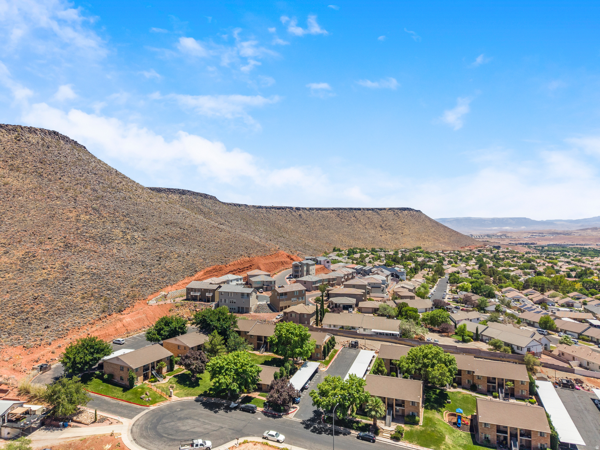 STONE POINT TH 1 - Residential