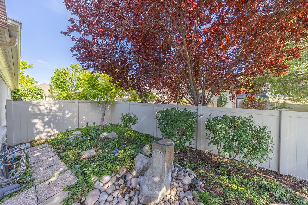 SPRING HOLLOW AT BATEMAN FARM - Residential