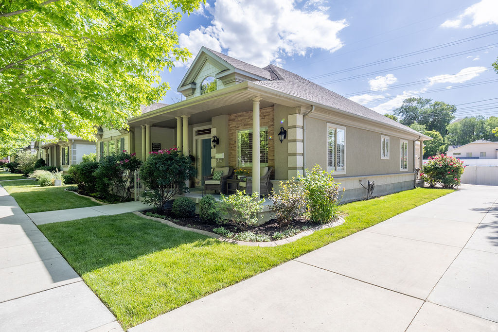 SPRING HOLLOW AT BATEMAN FARM - Residential