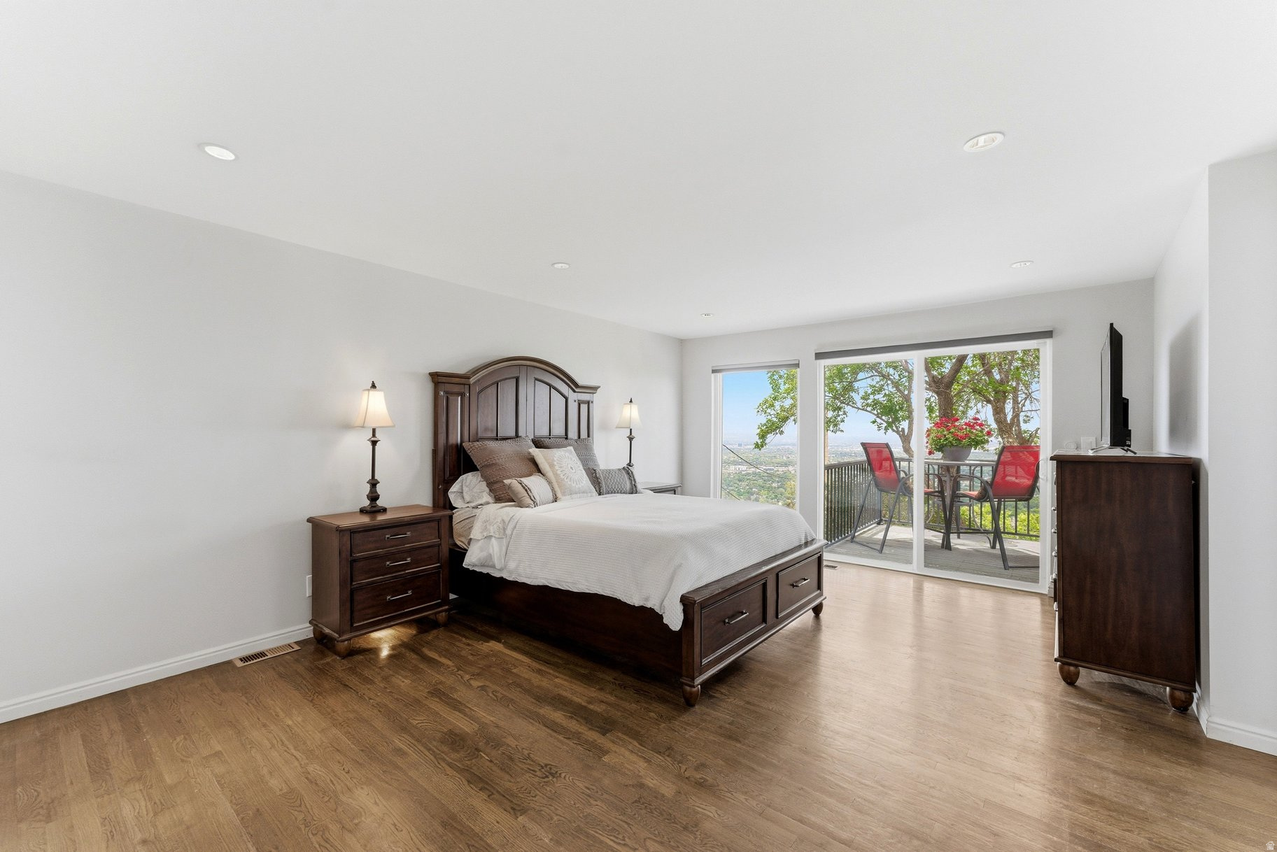 OAKCLIFF PARK - Residential