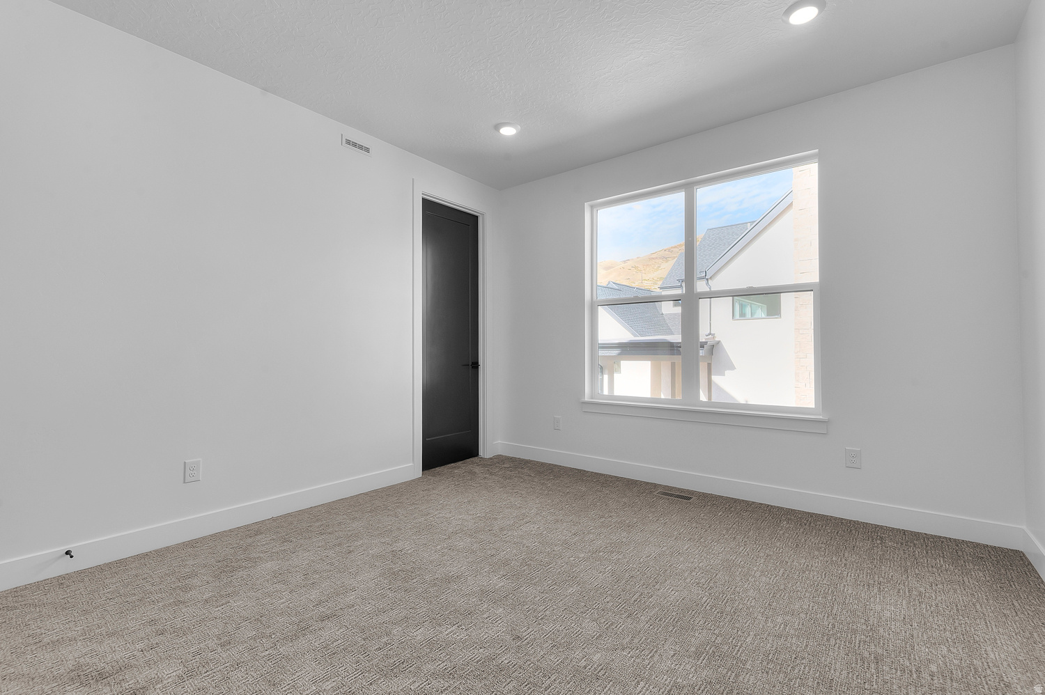 INVERNESS BY D.R. HORTON - Residential