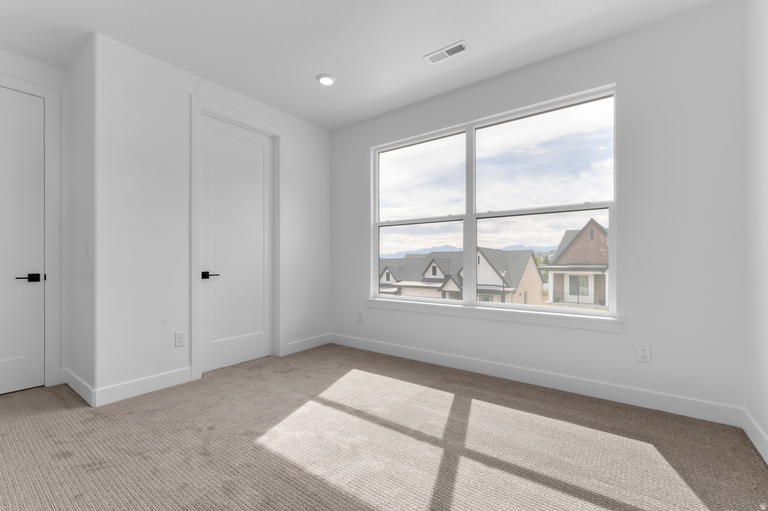 INVERNESS BY D.R. HORTON - Residential