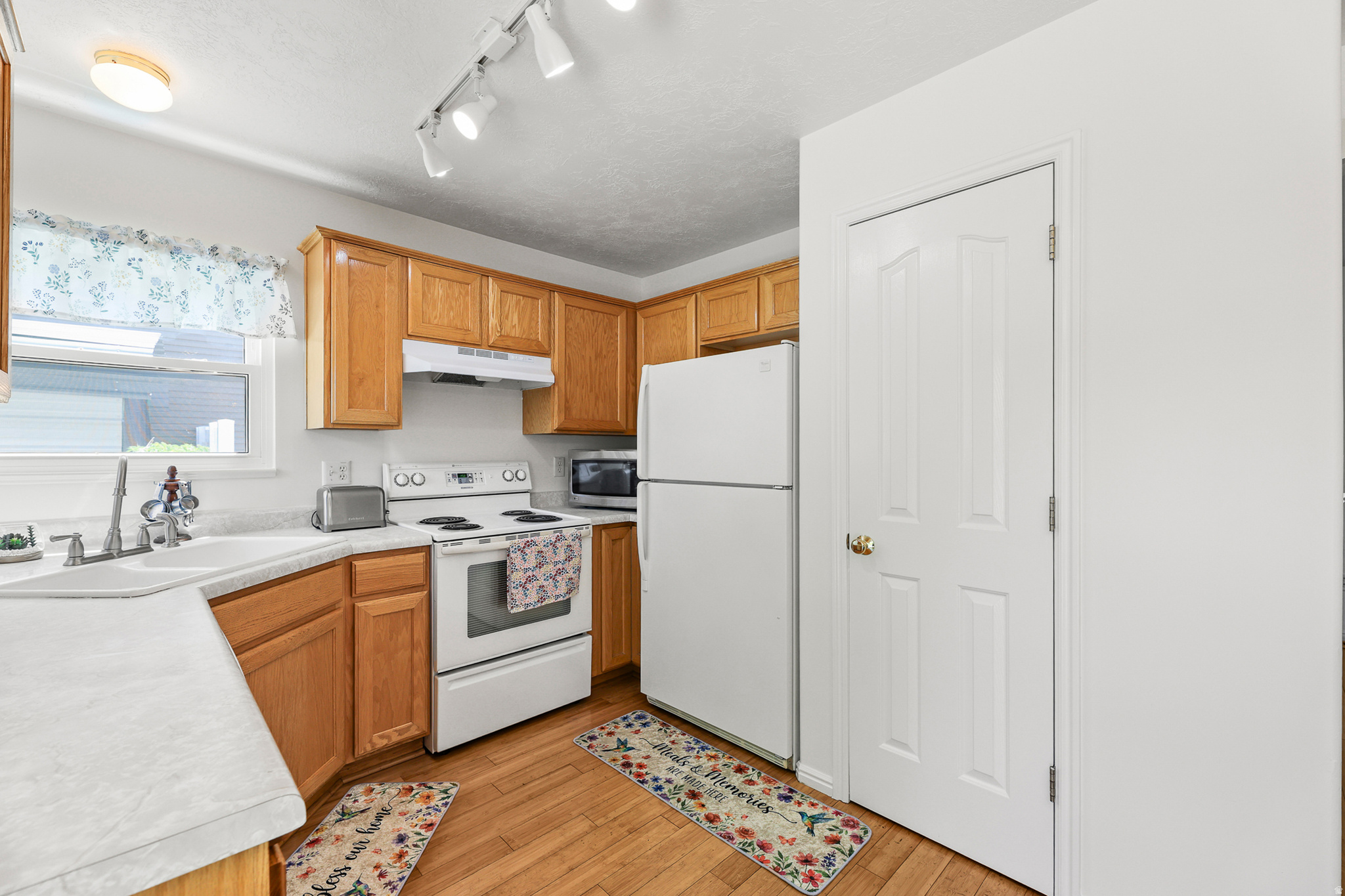 CARR FORK - Residential