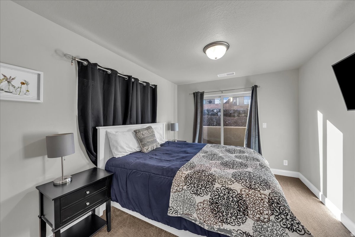 ESCAPES AT THE LEDGES PH 5 - Residential