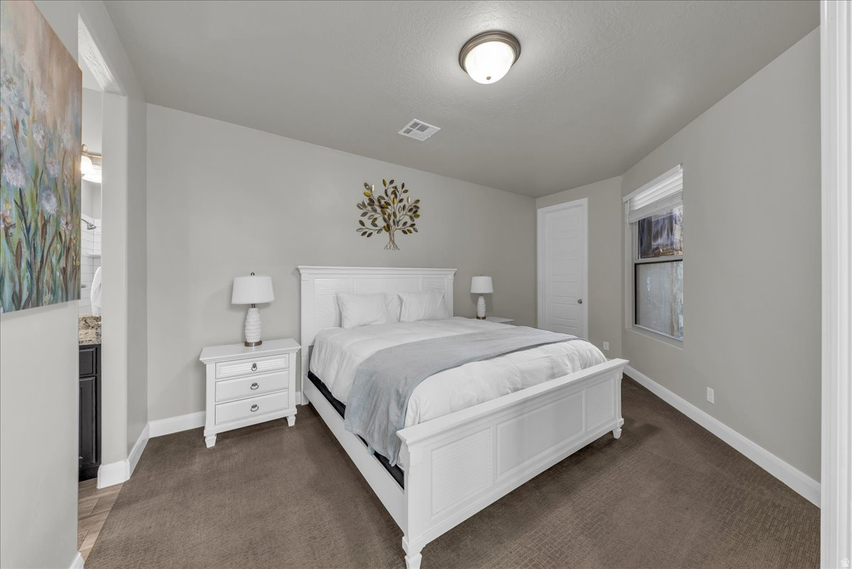 ESCAPES AT THE LEDGES PH 5 - Residential