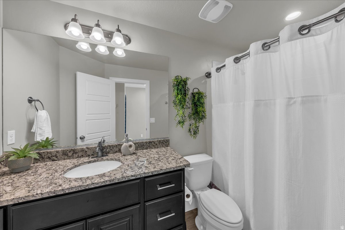 ESCAPES AT THE LEDGES PH 5 - Residential