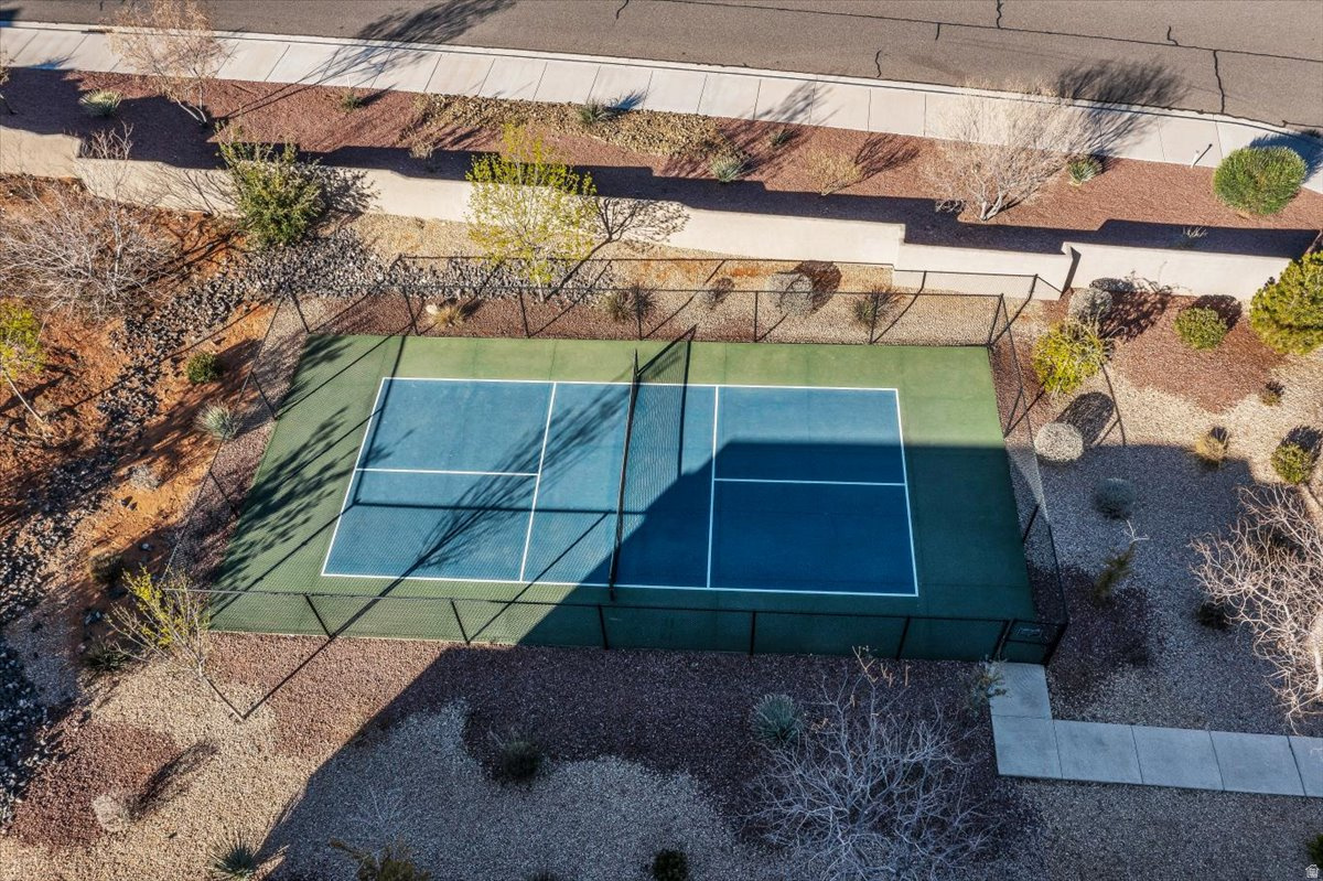 ESCAPES AT THE LEDGES PH 5 - Residential