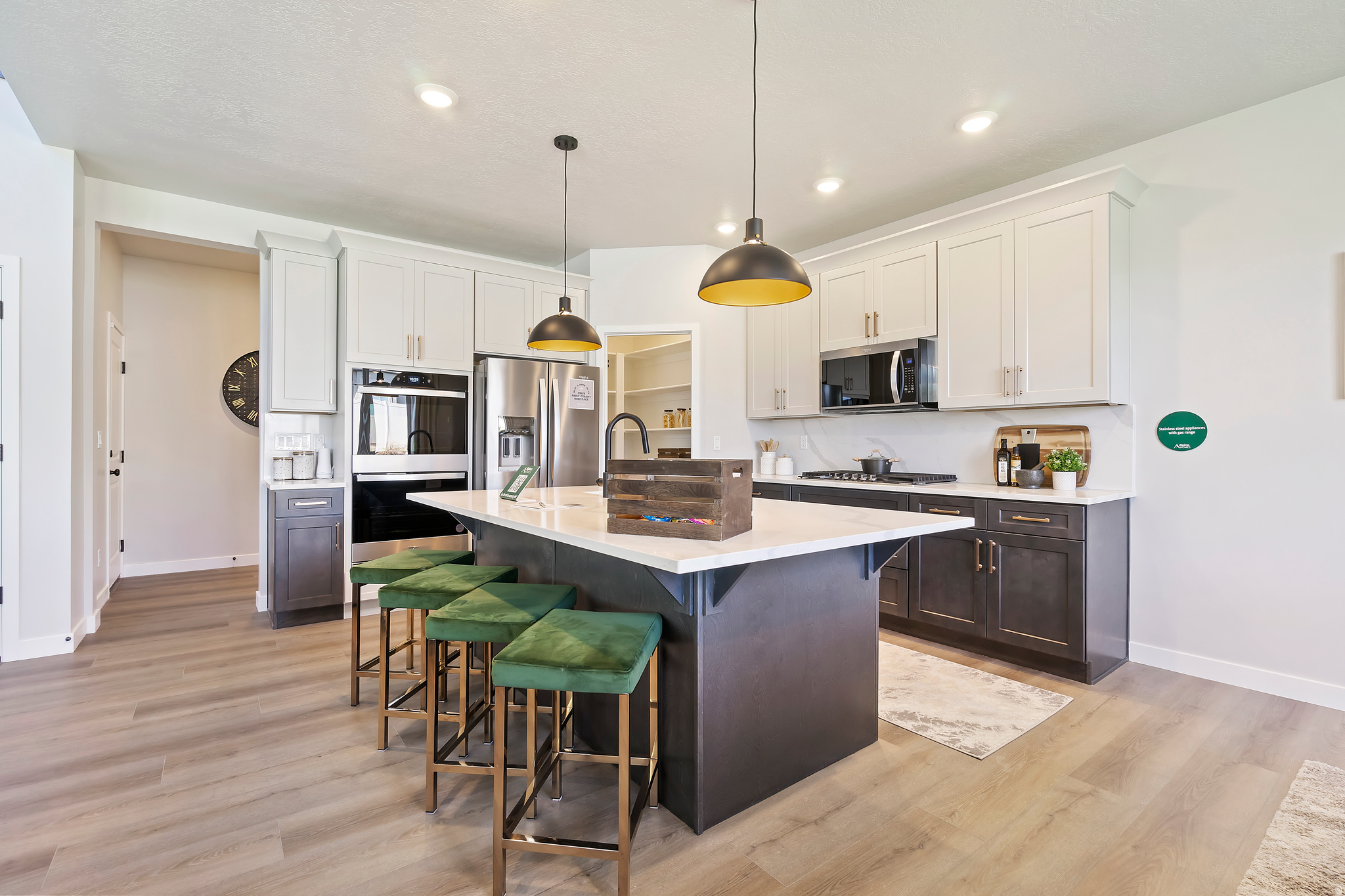MARDAM RANCH - Residential