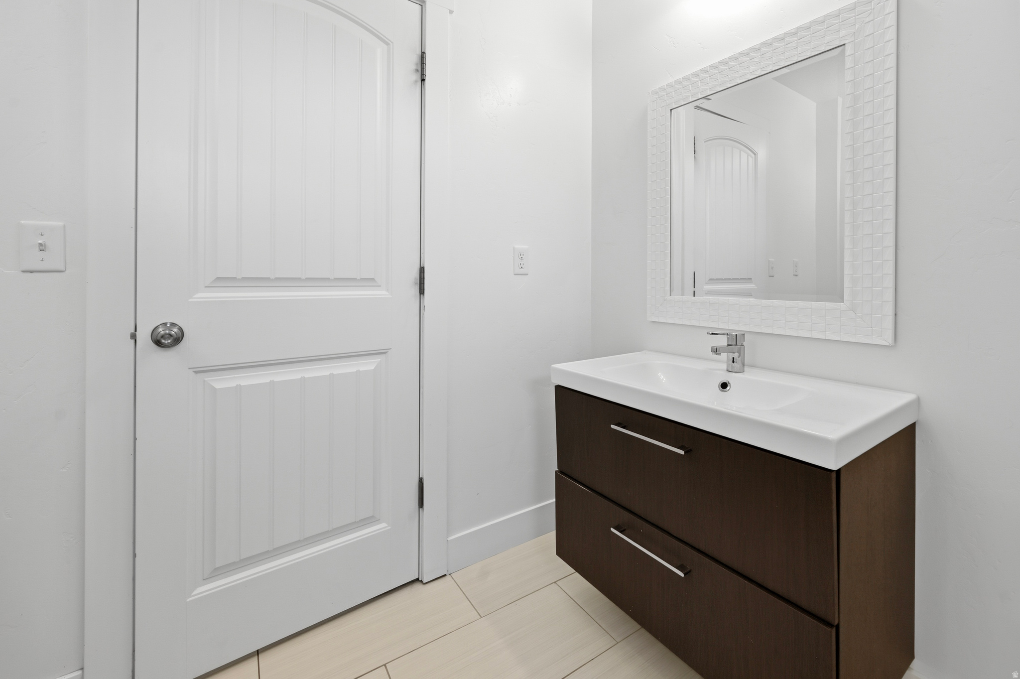GRAND VIEW HILLS - Residential