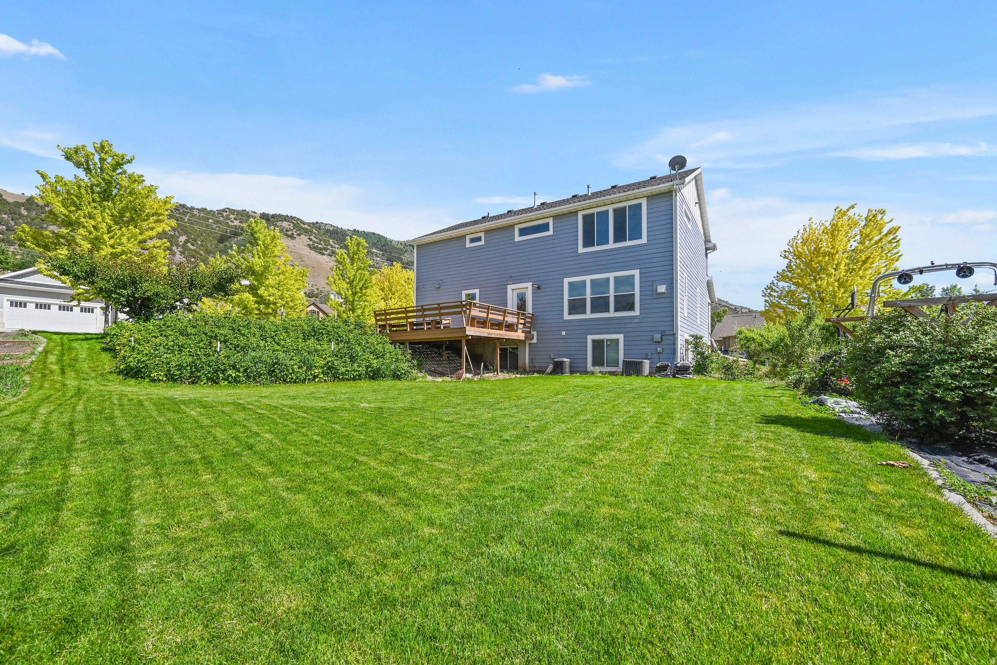 GRAND VIEW HILLS - Residential