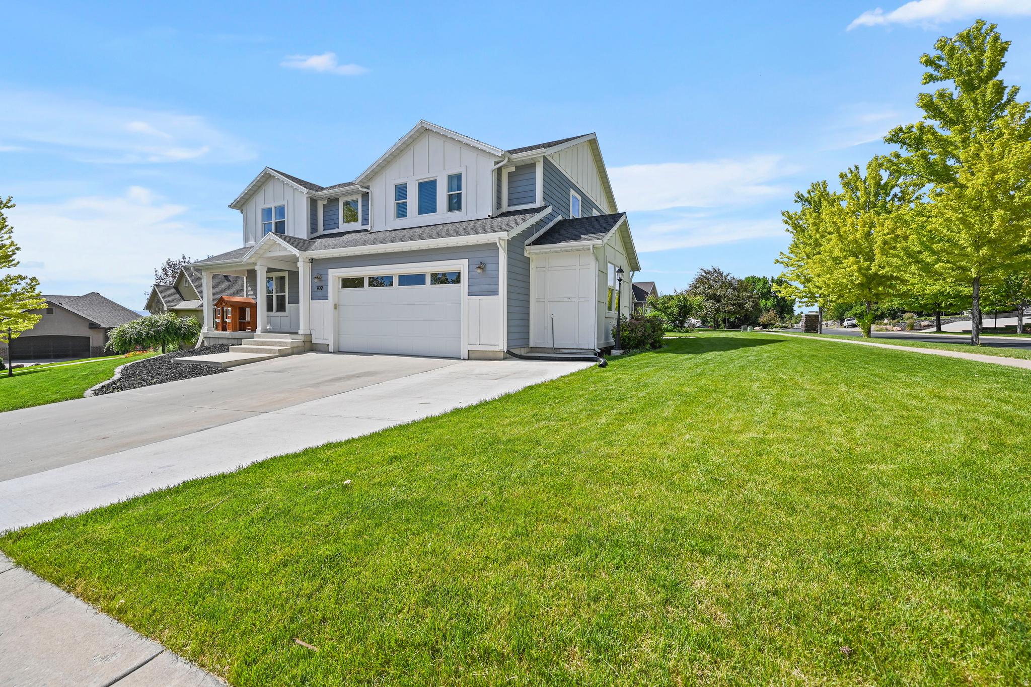 GRAND VIEW HILLS - Residential