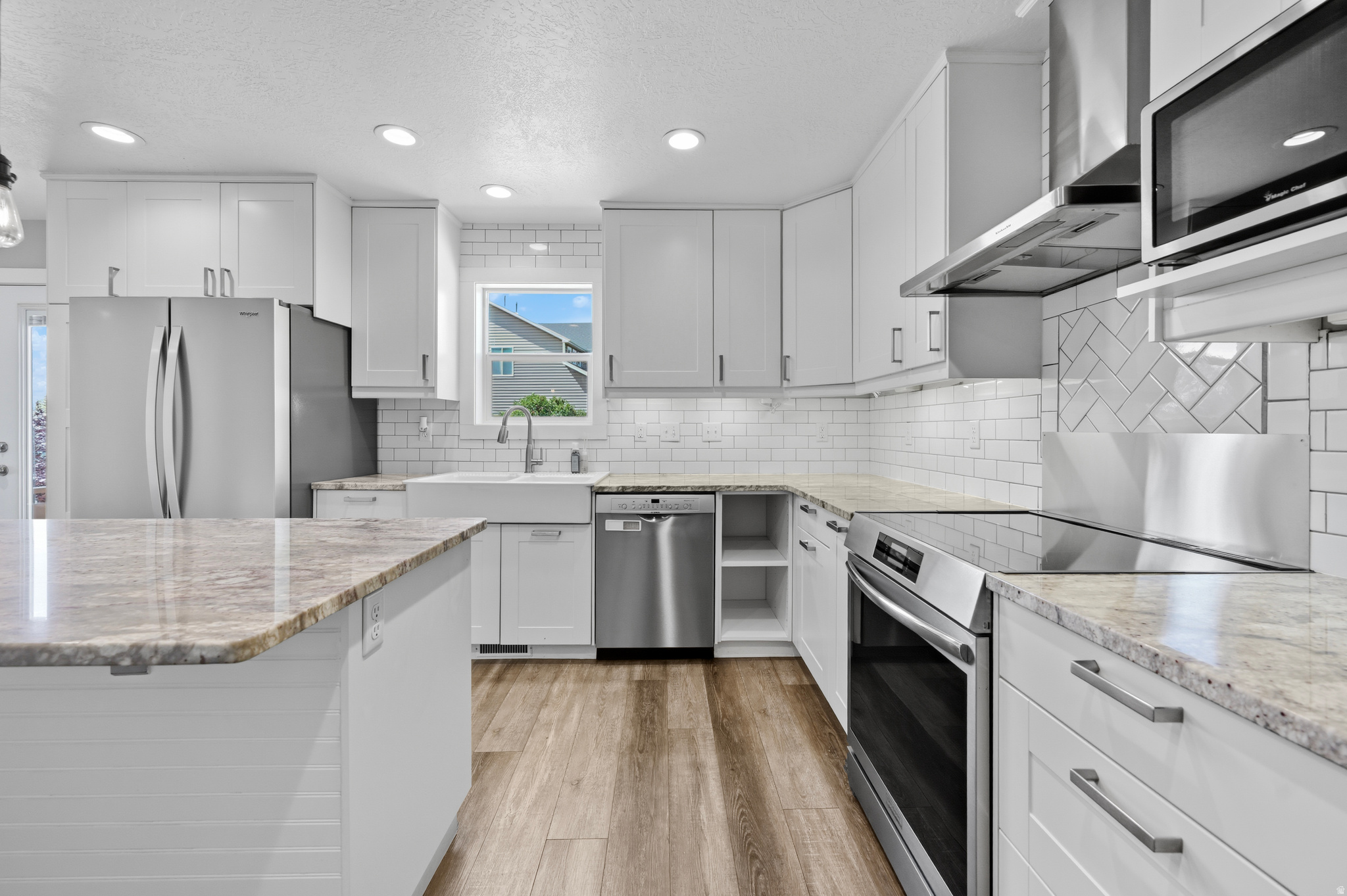 GRAND VIEW HILLS - Residential