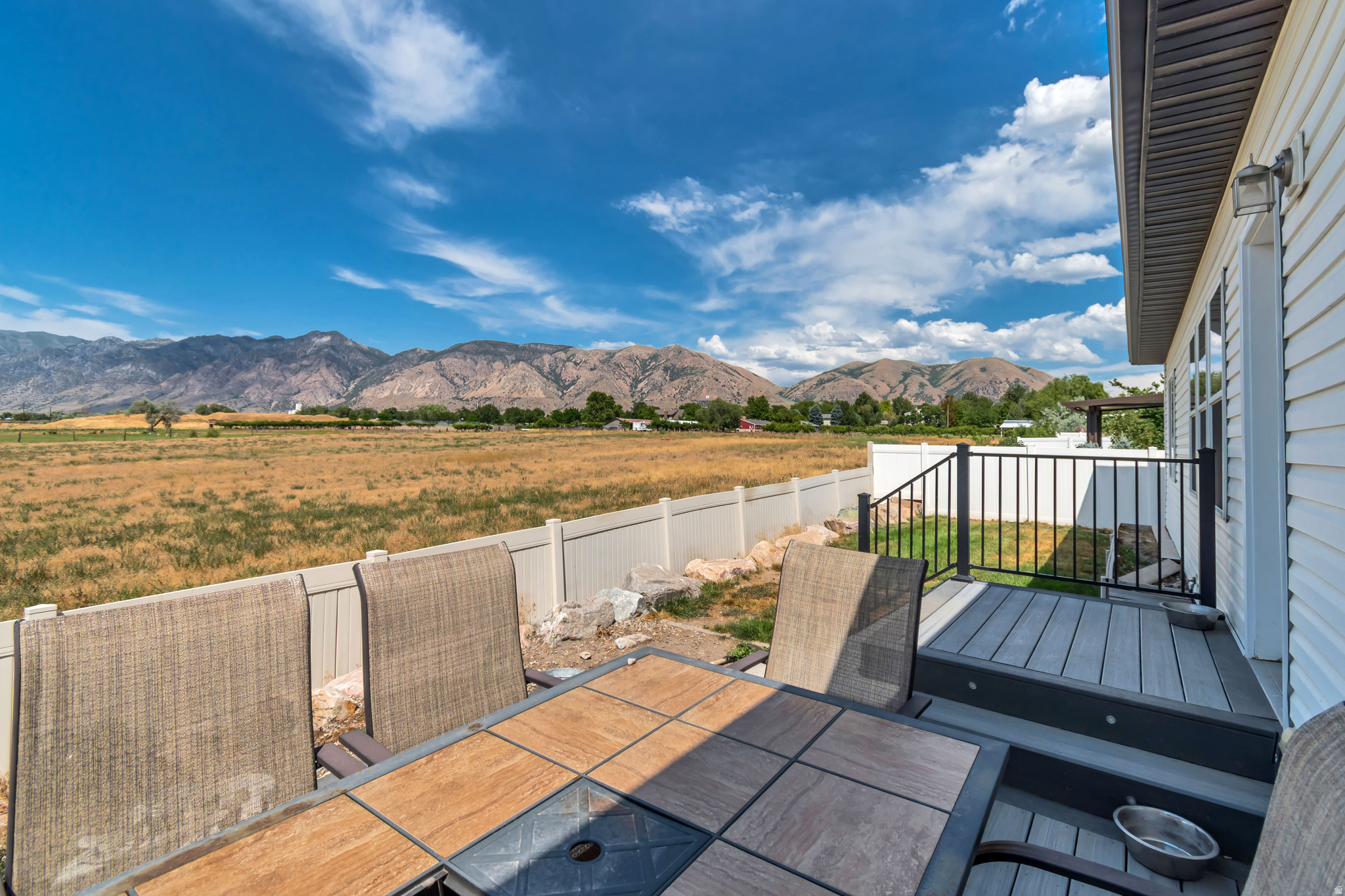 ORANGE GROVE - Residential