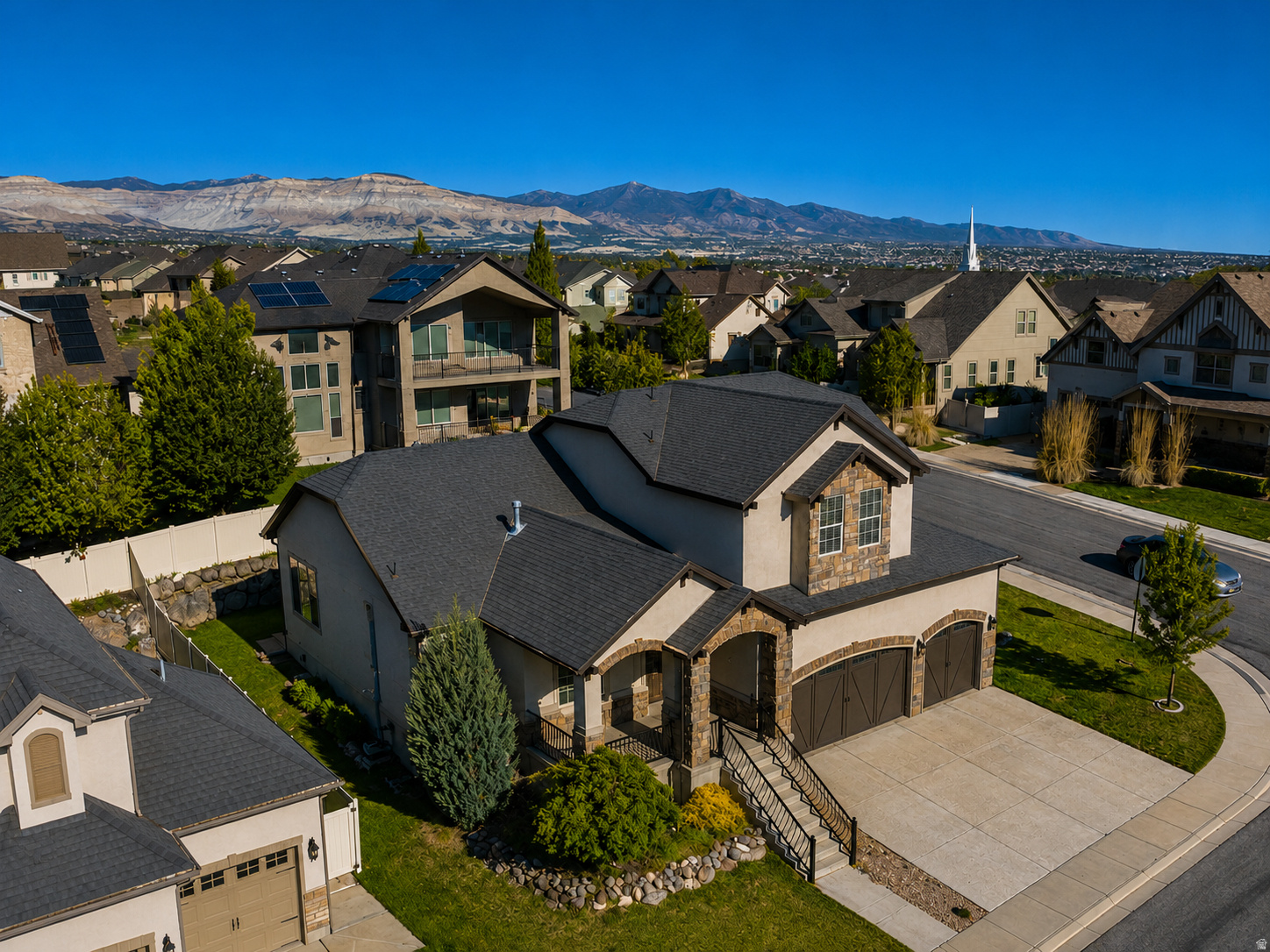 JUNIPER POINT - Residential