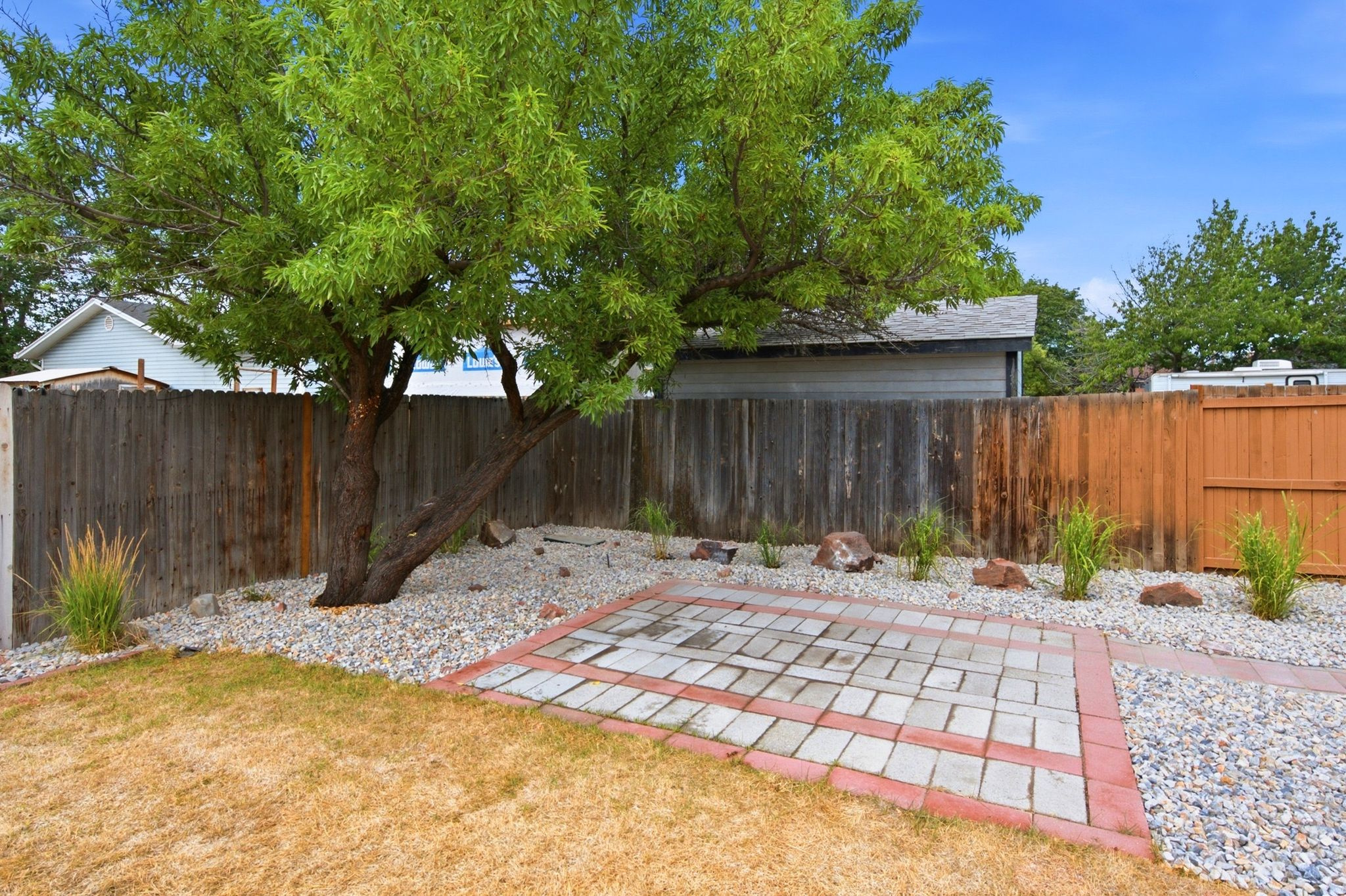 VALLEY VIEW PARK - Residential