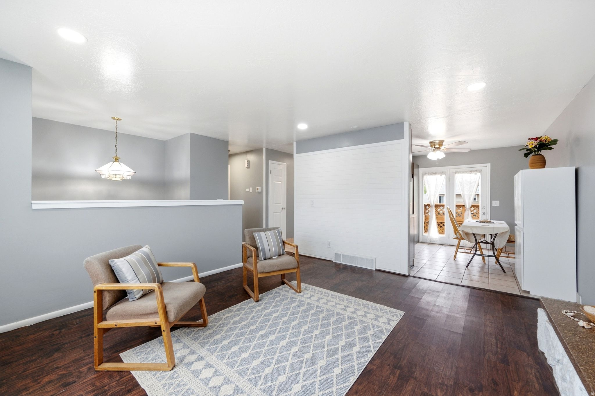 VALLEY VIEW PARK - Residential