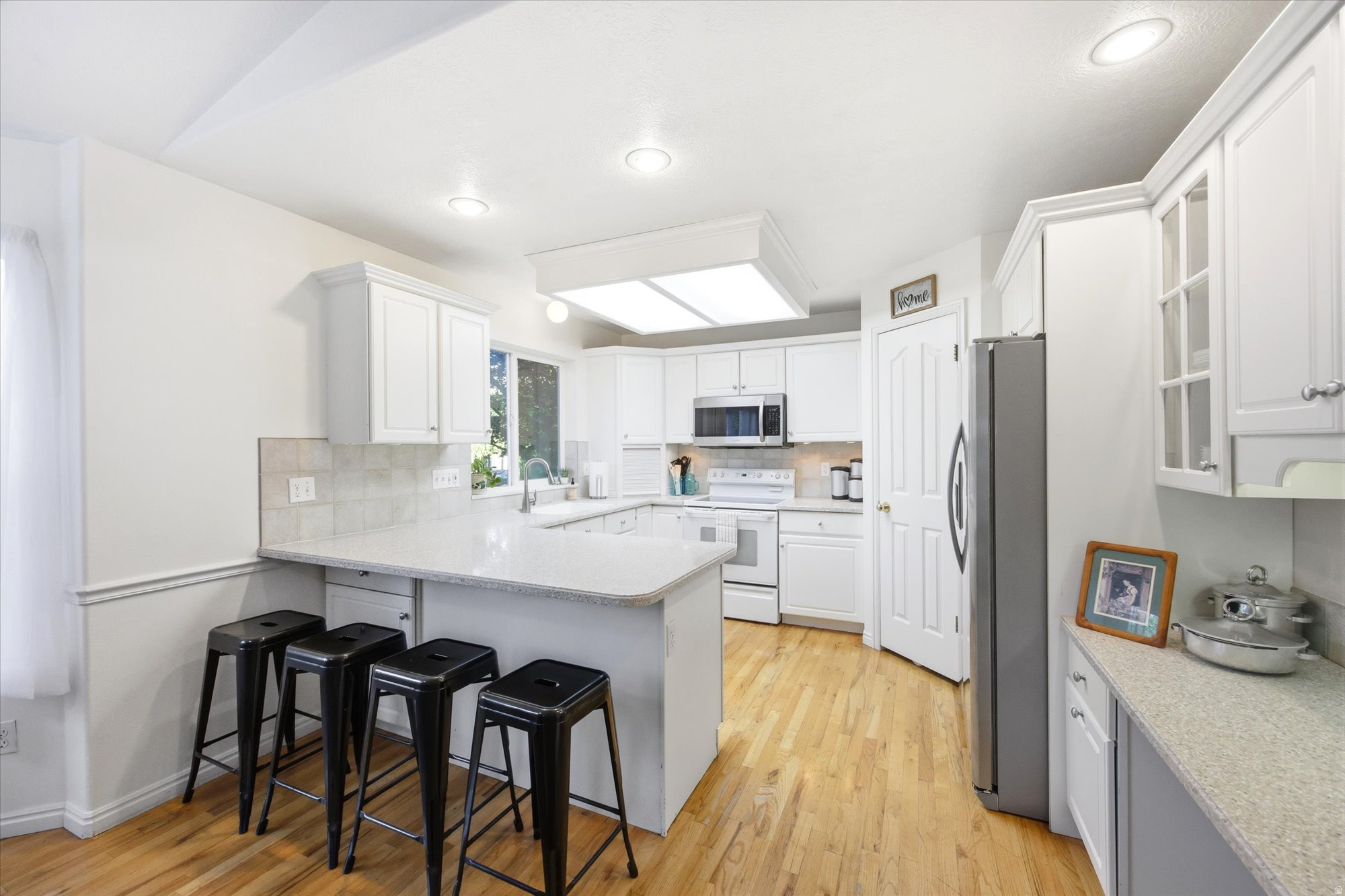 COUNTRY SPRINGS - Residential
