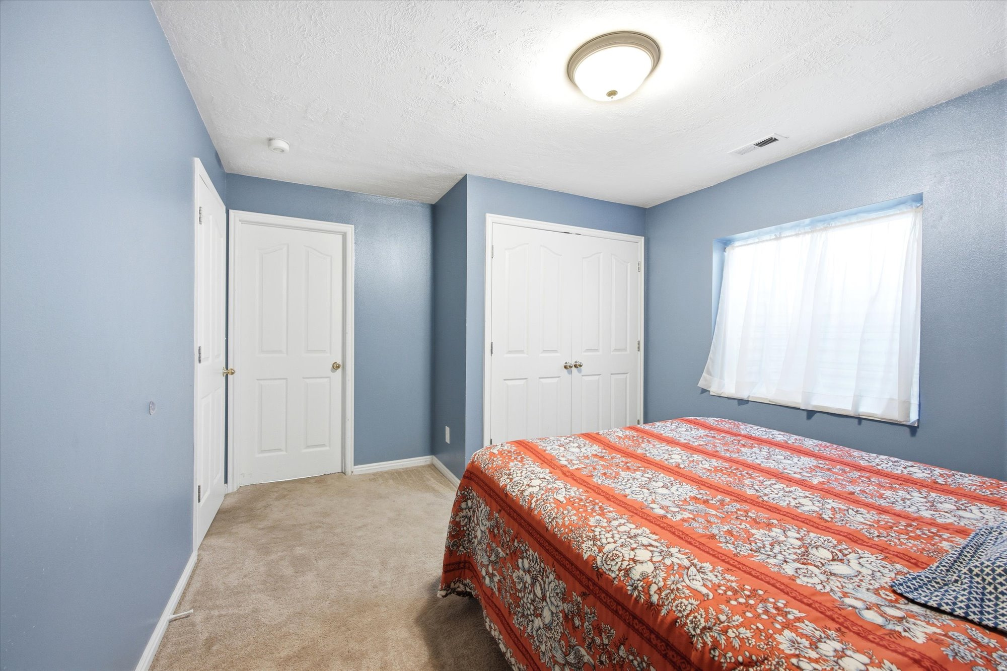 COUNTRY SPRINGS - Residential