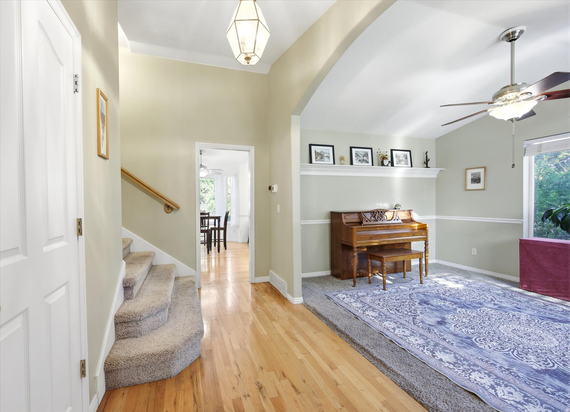 COUNTRY SPRINGS - Residential