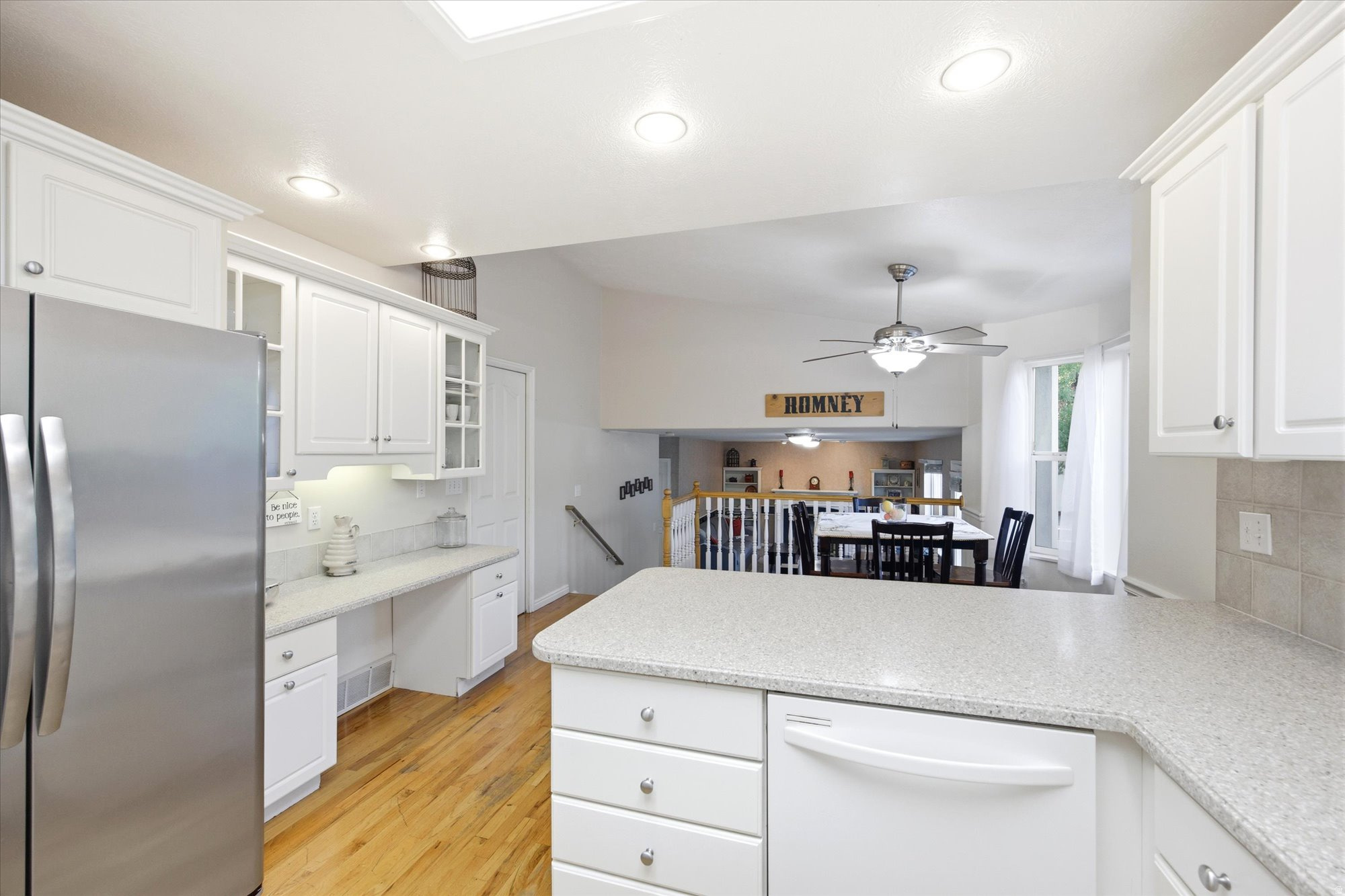 COUNTRY SPRINGS - Residential